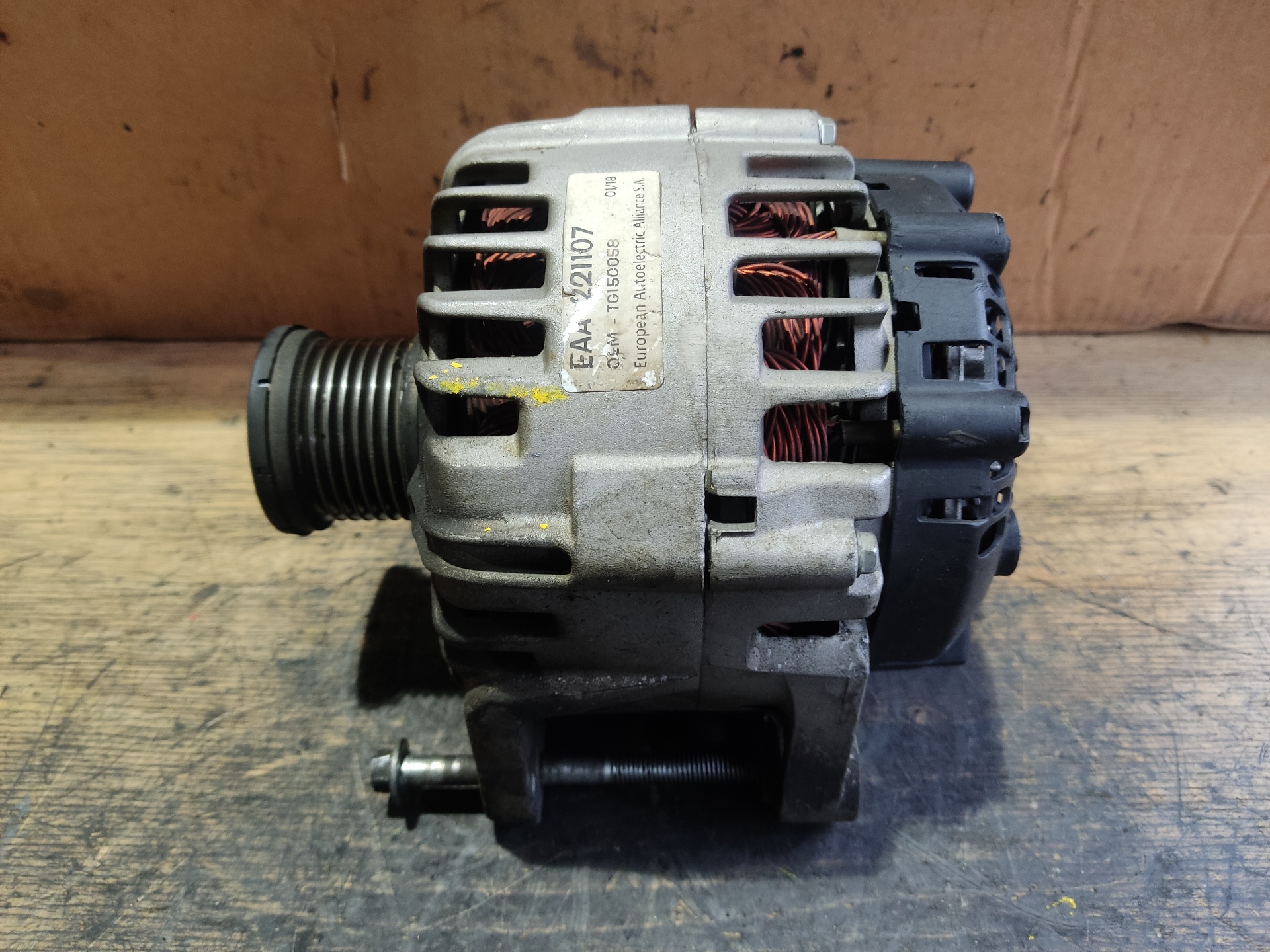 OPEL Vivaro B (2014-2019) Alternator TG15C058, PALET44, FILA2 24925293