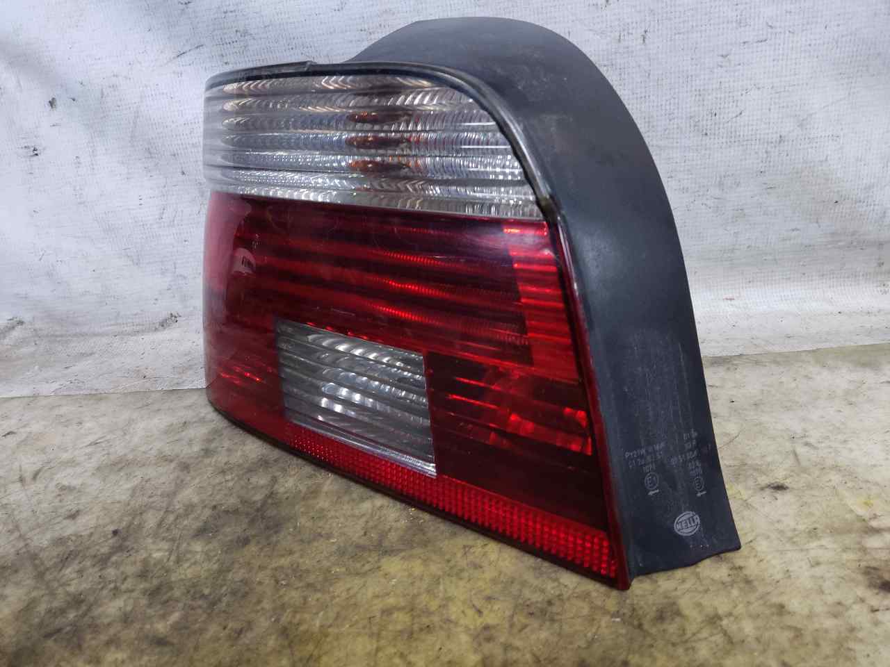 BMW 5 Series E39 (1995-2004) Rear Left Taillight 6902527 24901331