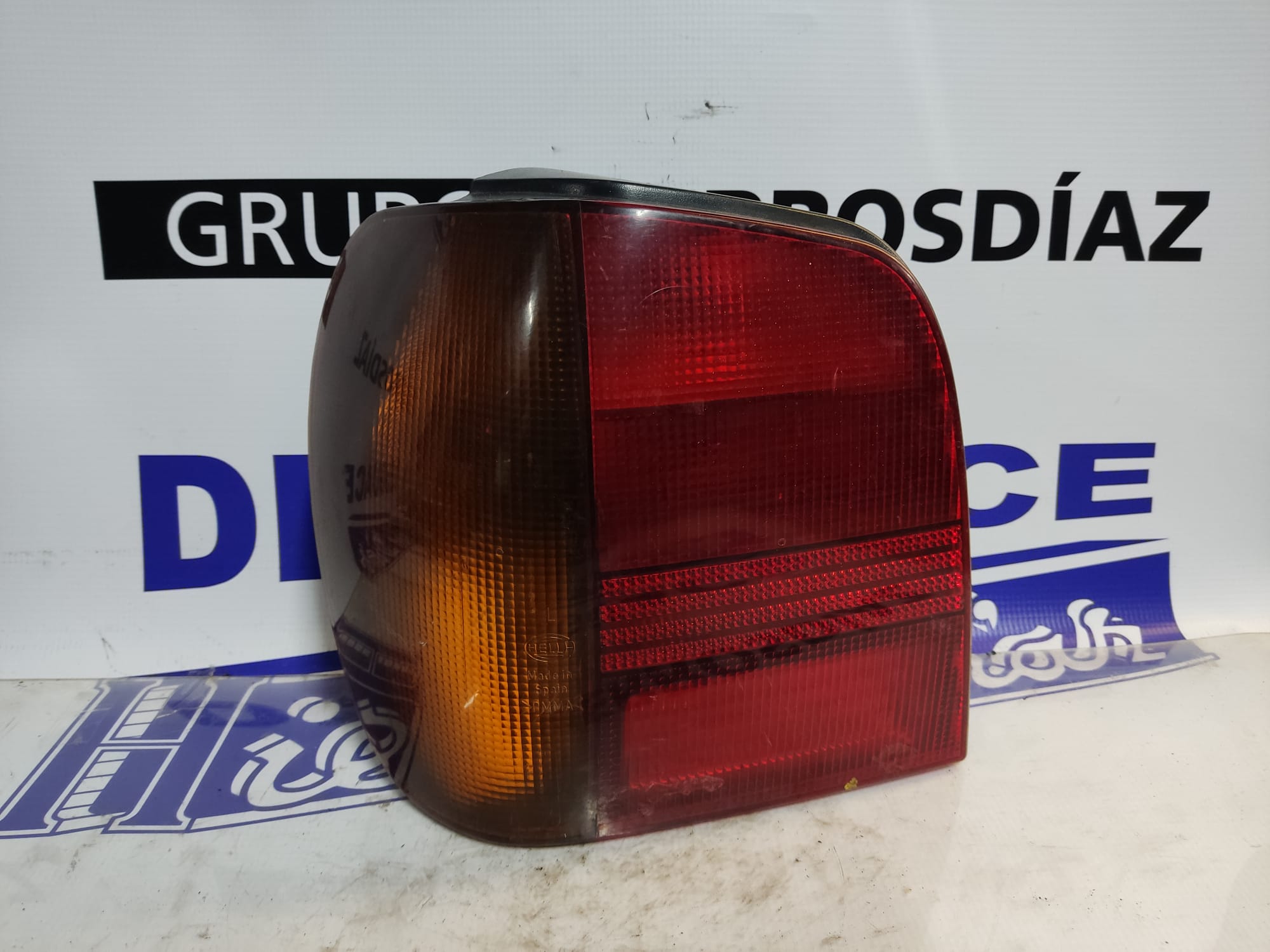 VOLKSWAGEN Polo 3 generation (1994-2002) Feu arrière gauche ESTANTERÍA14 24892249