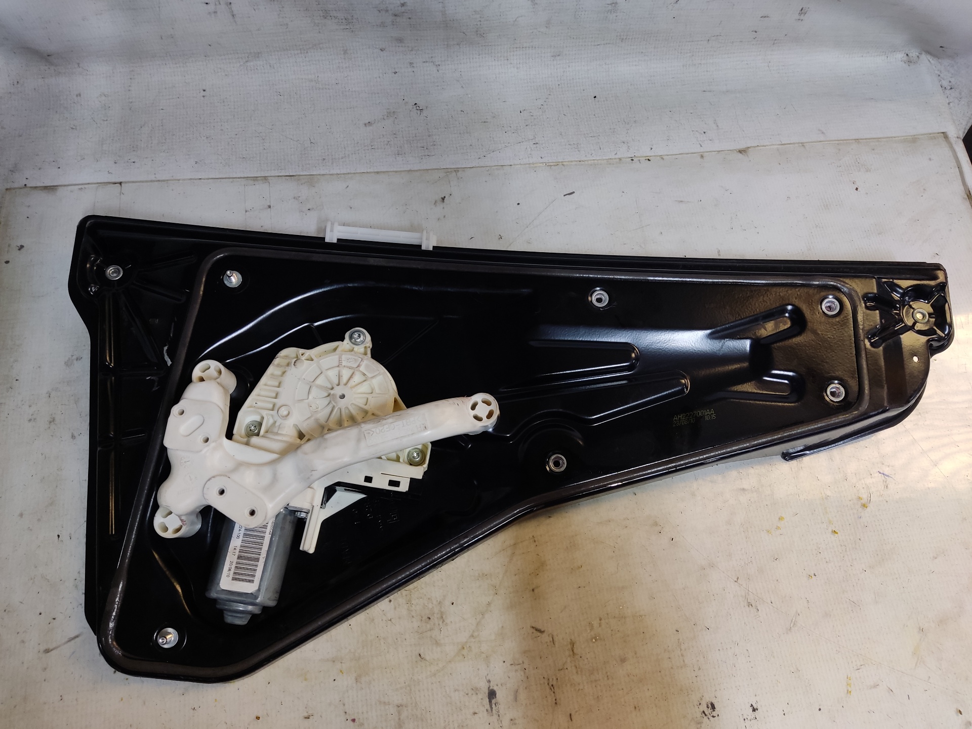 LAND ROVER Range Rover Sport 1 generation (2005-2013) Rear left door window lifter AH2227001AA 24895474