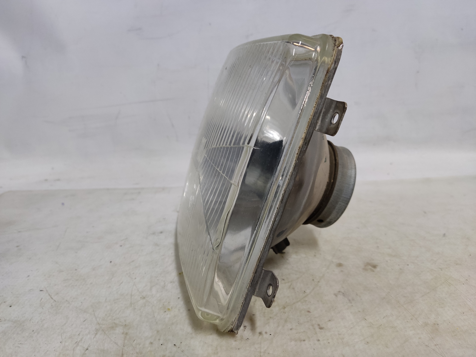 MERCEDES-BENZ Front Right Headlight ESTANTERÍA7 24895243