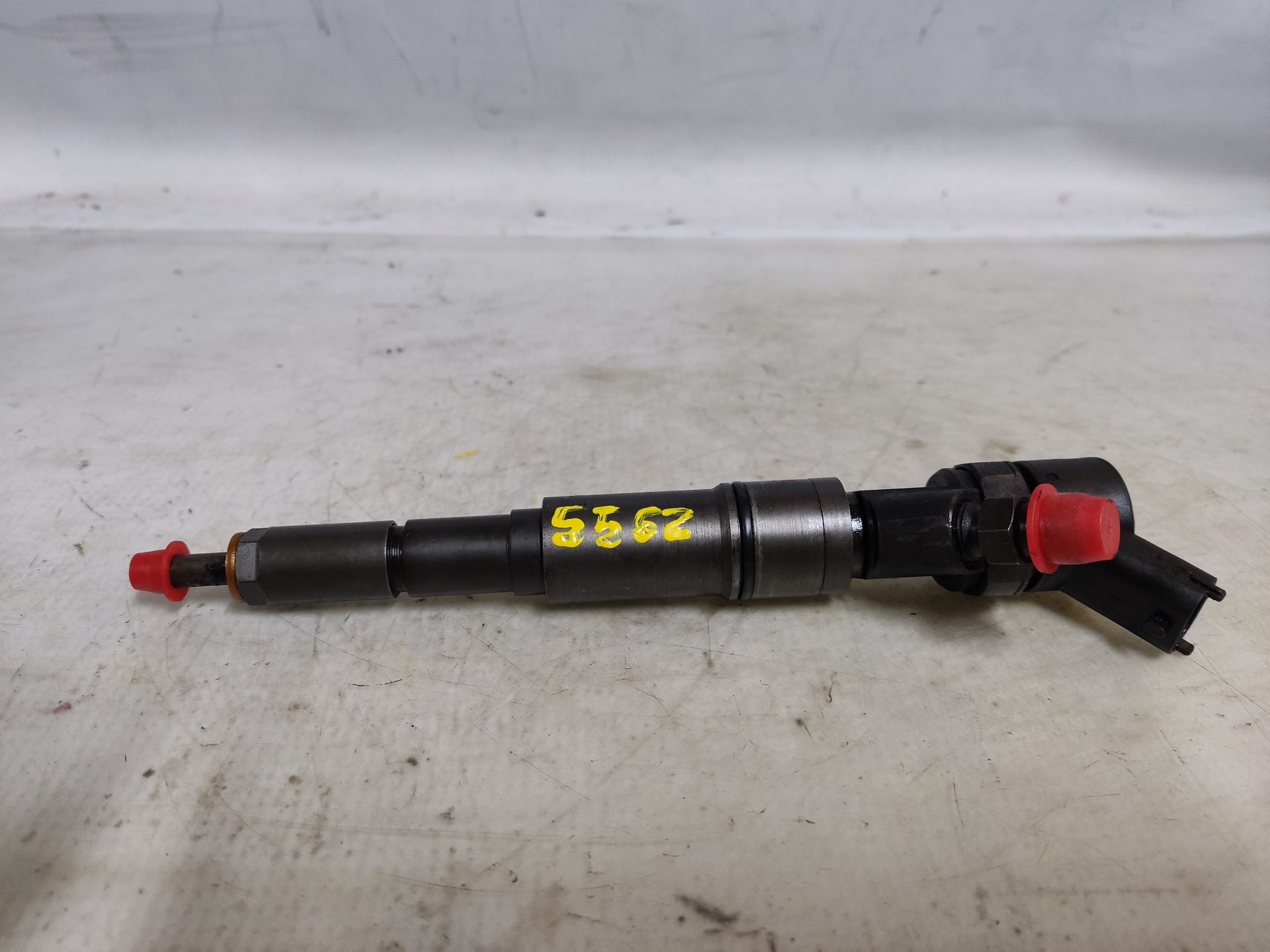 BMW 5 Series E39 (1995-2004) Fuel Injector ESTANTERÍA86 24894188