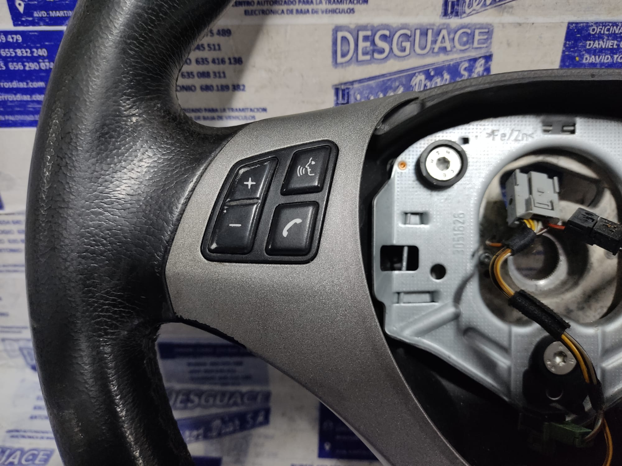 BMW 1 Series E81/E82/E87/E88 (2004-2013) Steering Wheel ESTANTERÍA85 24891366