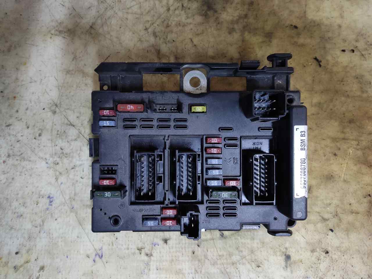 PEUGEOT 206 1 generation (1998-2009) Fuse Box 9657608780 24903089