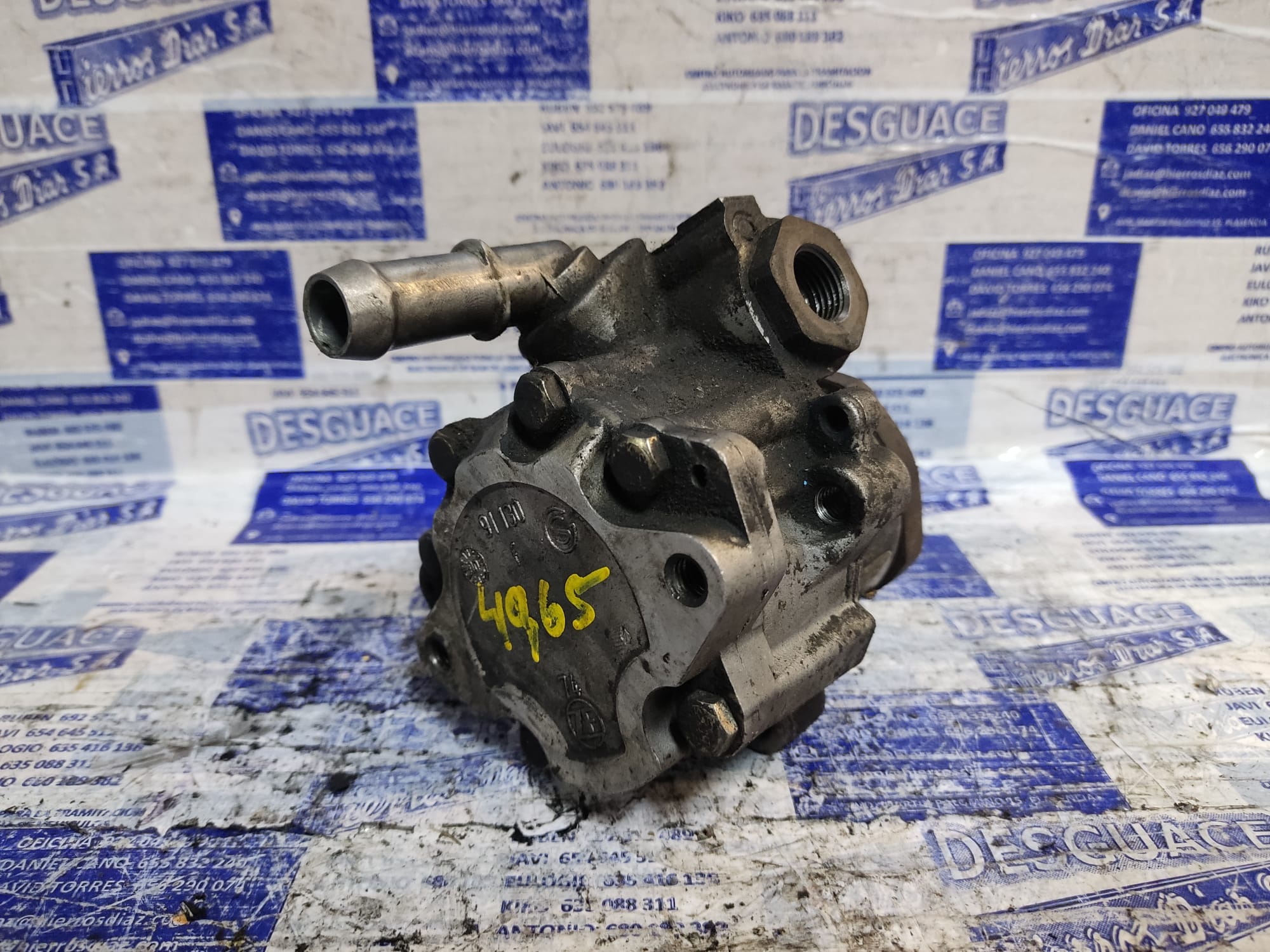 SEAT Ibiza 2 generation (1993-2002) Power Steering Pump ESTANTERÍA83 24891752