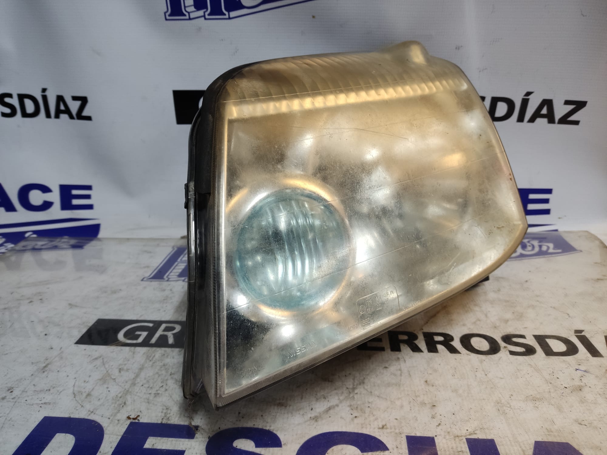 NISSAN X-Trail T30 (2001-2007) Front Left Headlight ESTANTERÍA19 24893094