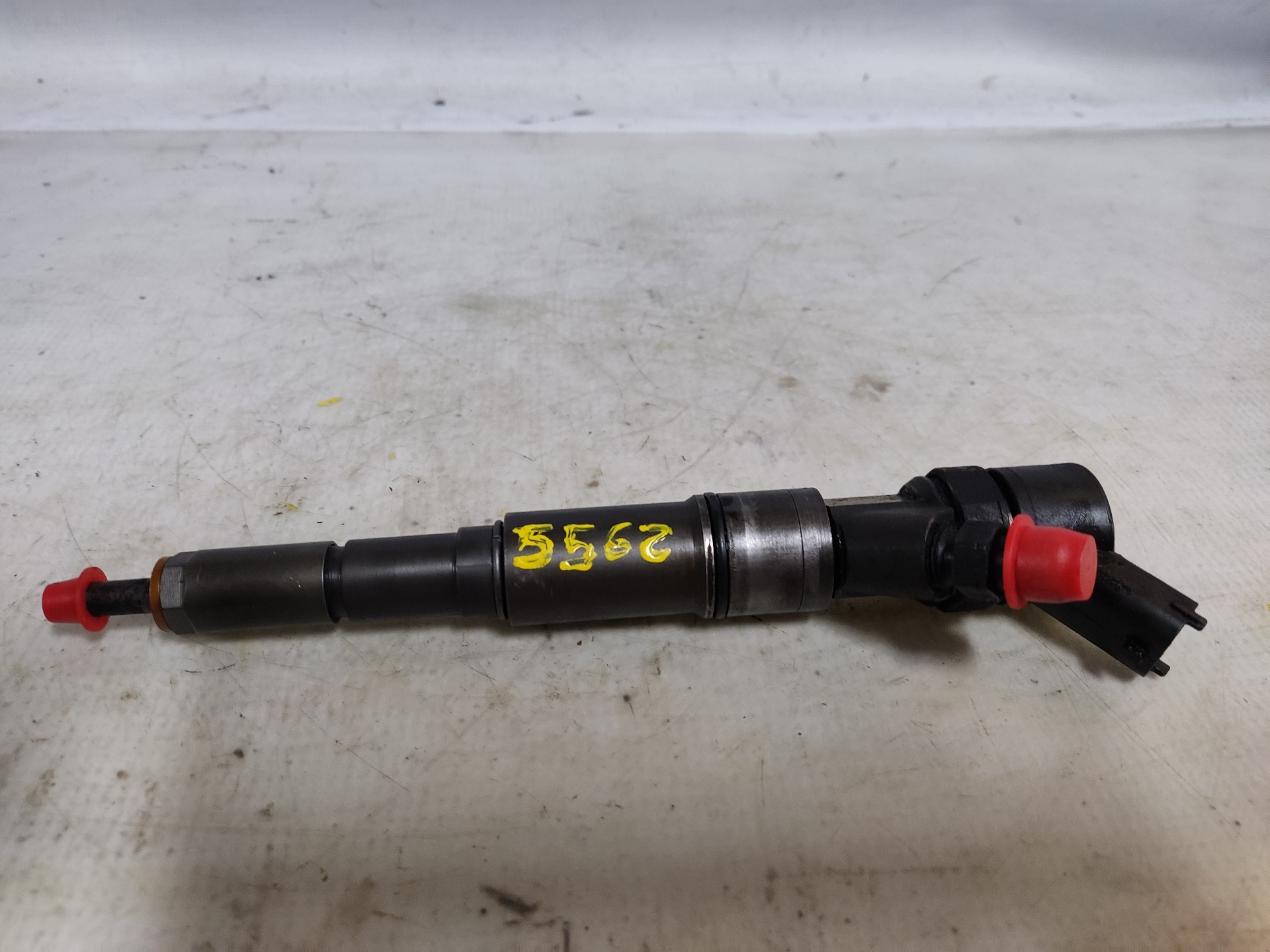 BMW 5 Series E39 (1995-2004) Fuel Injector ESTANTERÍA86 24894619