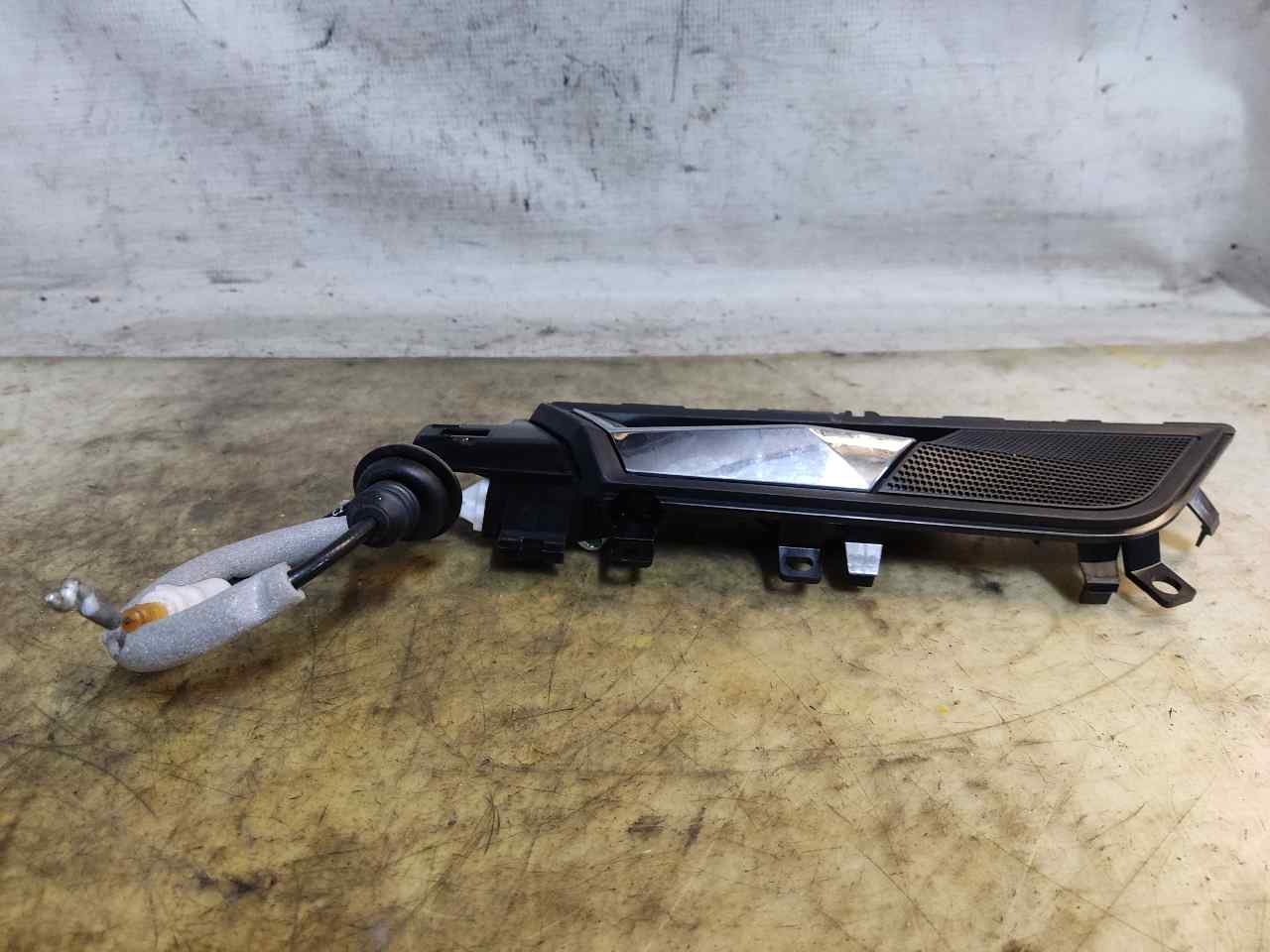 SEAT Toledo 4 generation (2012-2020) Left Rear Internal Opening Handle 5JA837221S10 24900934