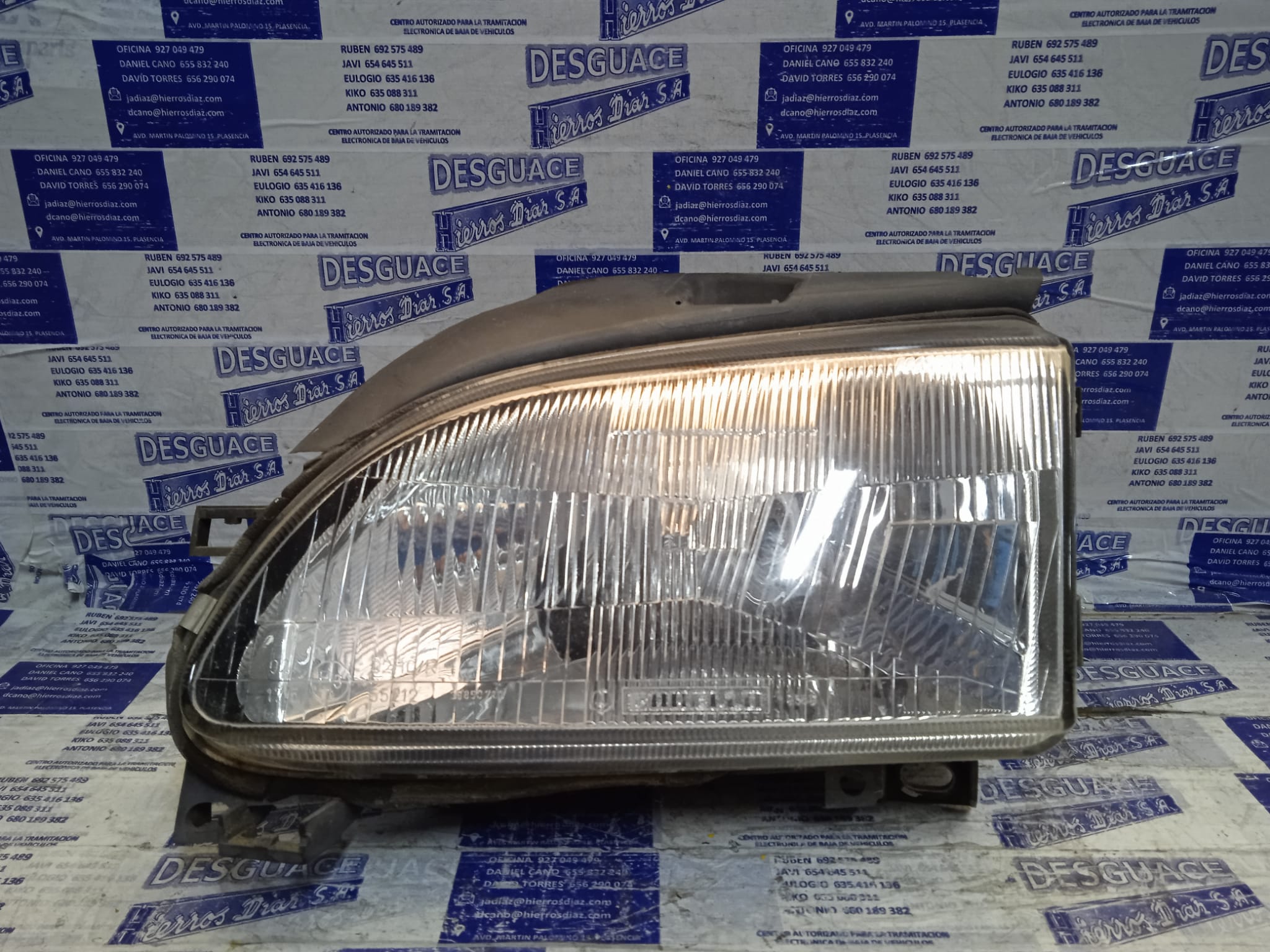 SEAT Arosa 6H (1997-2004) Front Left Headlight ESTANTERÍA11 24887197