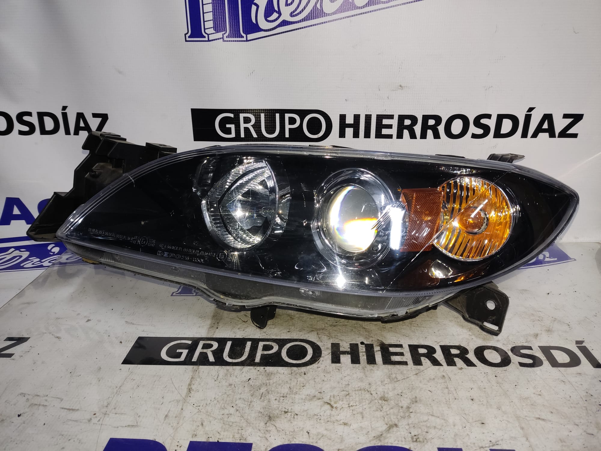 MAZDA 3 BK (2003-2009) Phare avant gauche ESTANTERÍA34 24887165