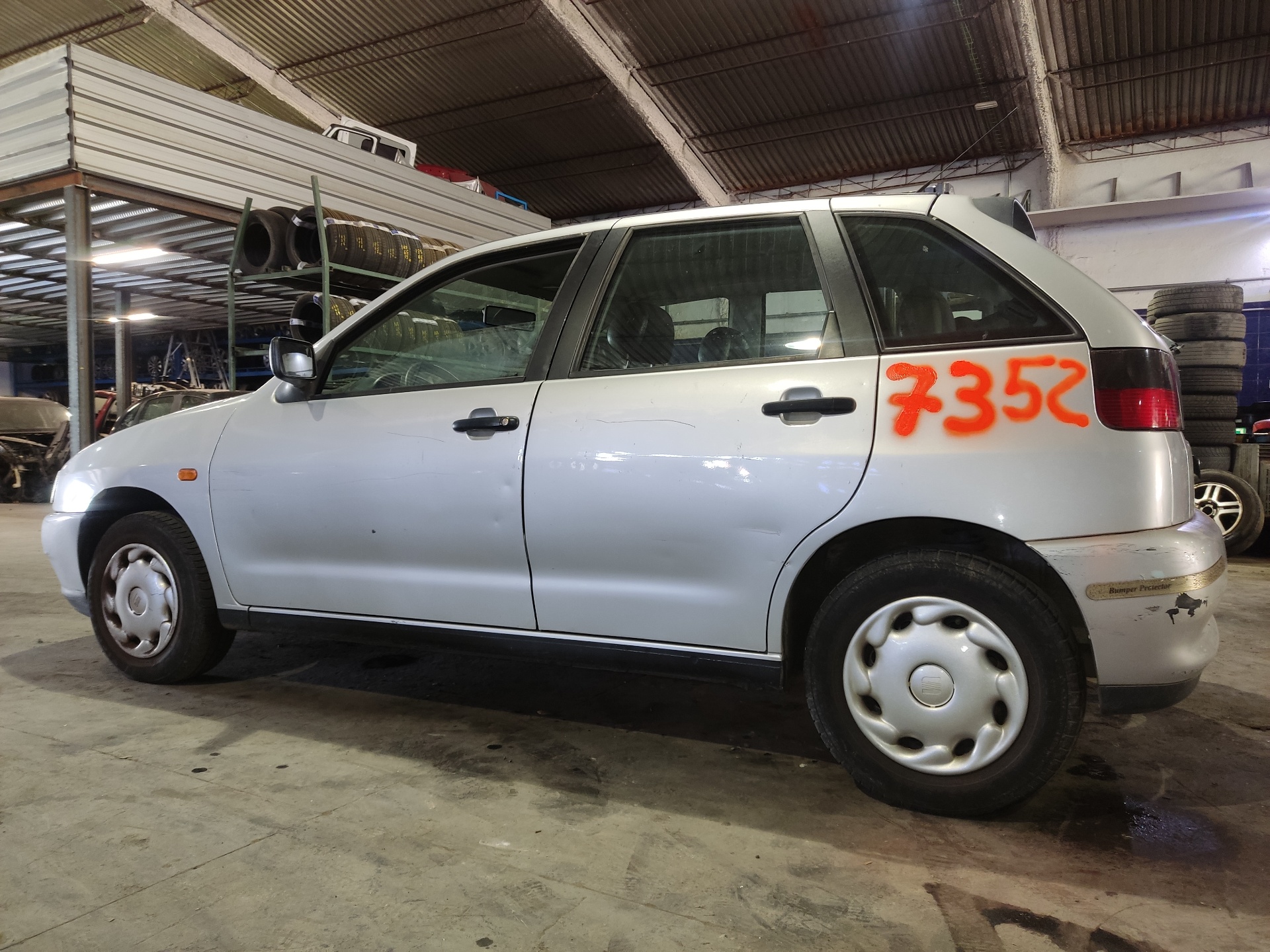 SEAT Ibiza 2 generation (1993-2002) Полуось передняя правая TUBO55-2 24899876