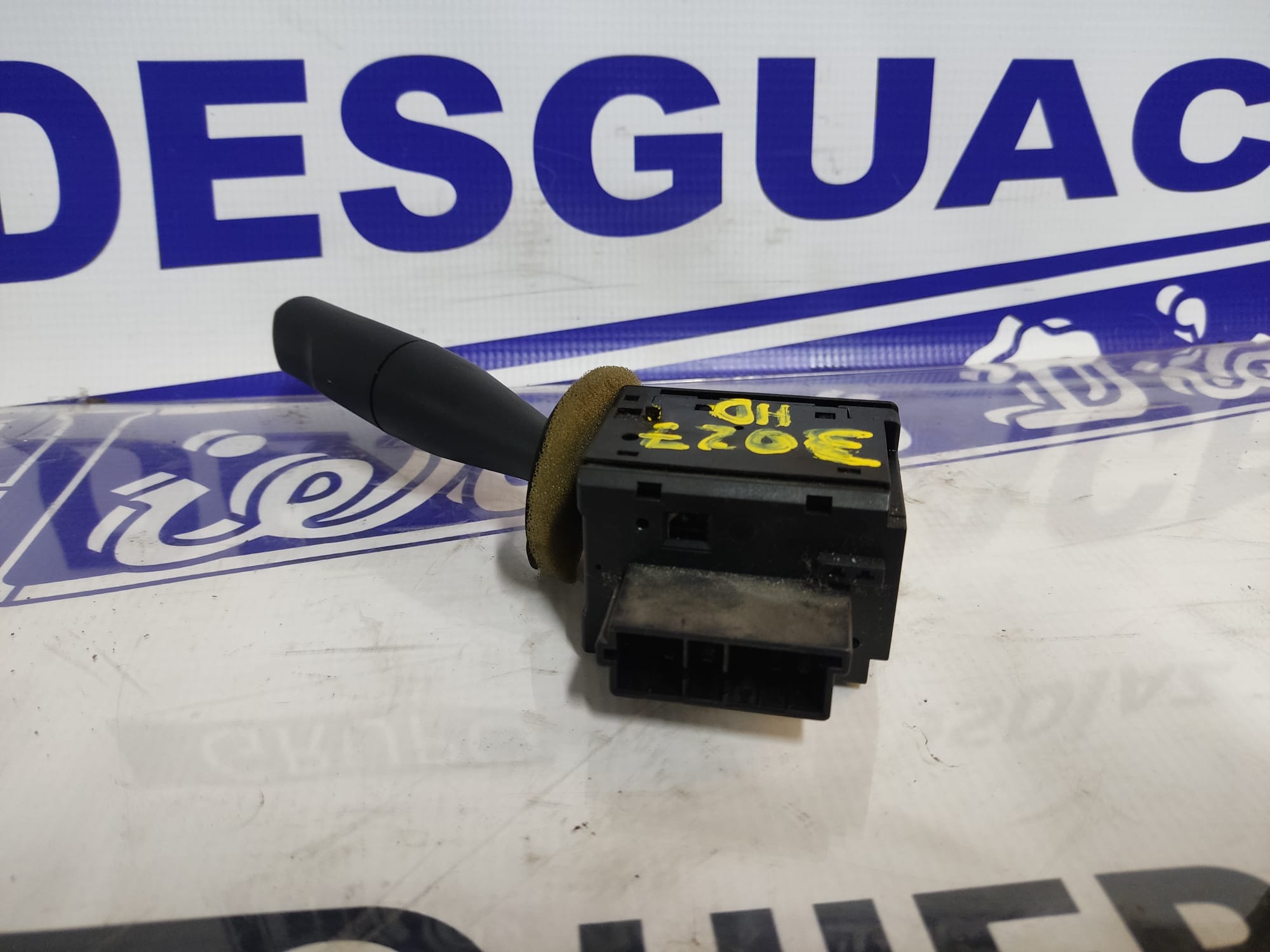 PEUGEOT 206 1 generation (1998-2009) Indicator Wiper Stalk Switch ESTANTERÍA46 24892348