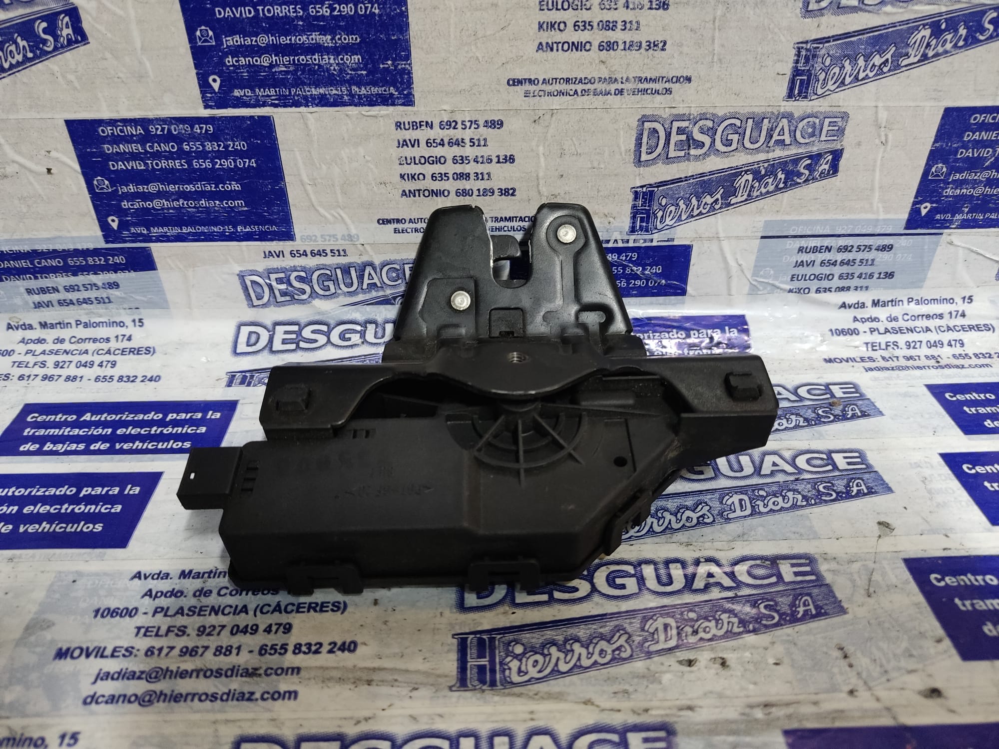 BMW 3 Series E46 (1997-2006) Verrouillage du coffre du hayon ESTANTERÍA88 24891354