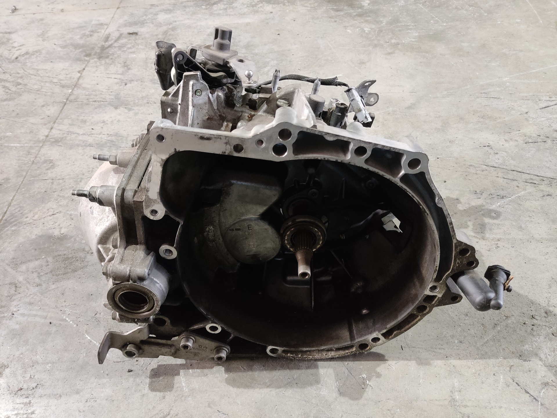 CITROËN C4 Picasso 2 generation (2013-2018) Gearbox 20MB32 23718481