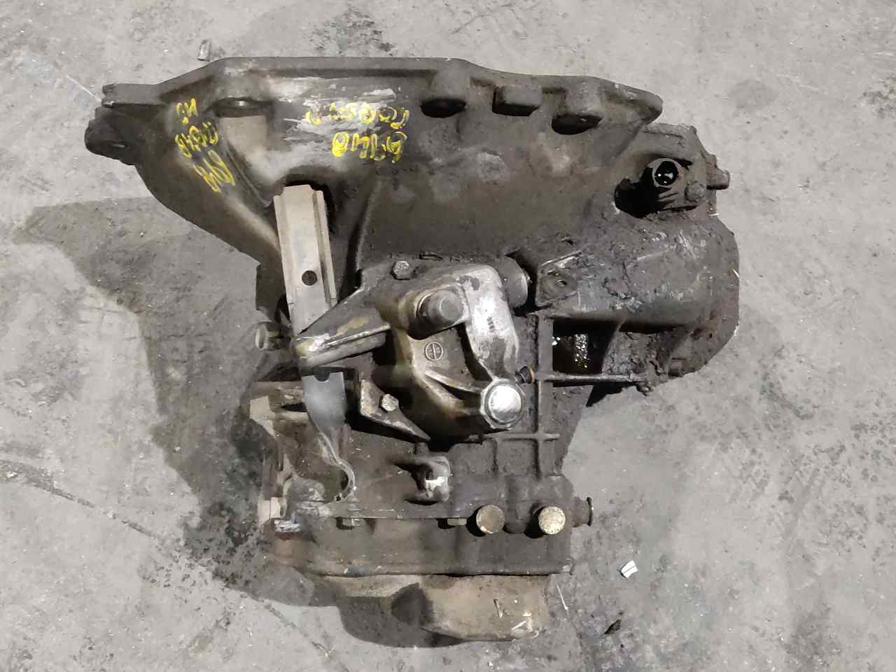 OPEL Corsa B (1993-2000) Gearbox 90446059 22327660