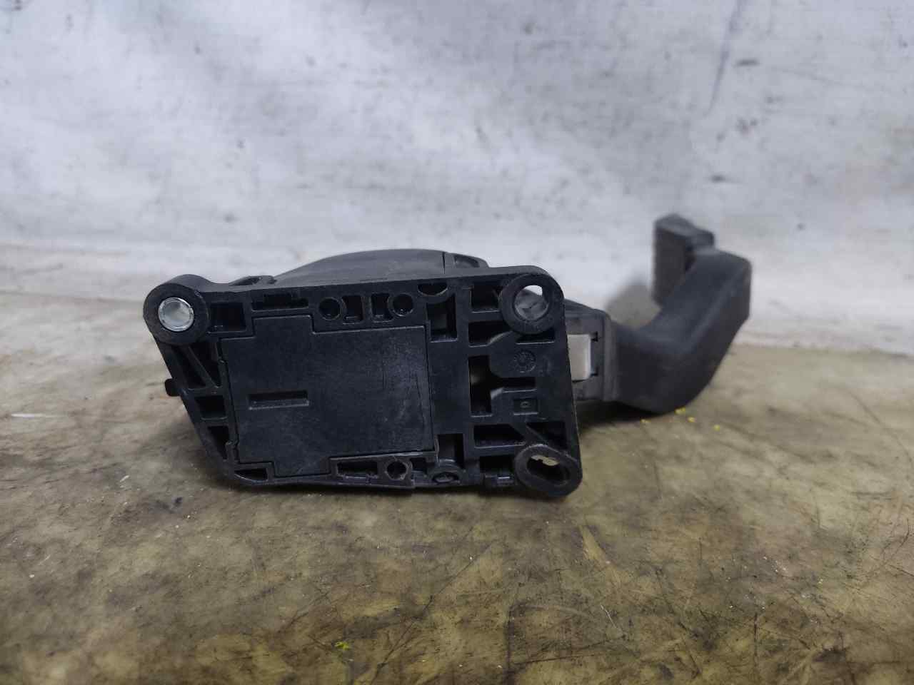 CITROËN C4 1 generation (2004-2011) Other Body Parts 9680565880 24899873