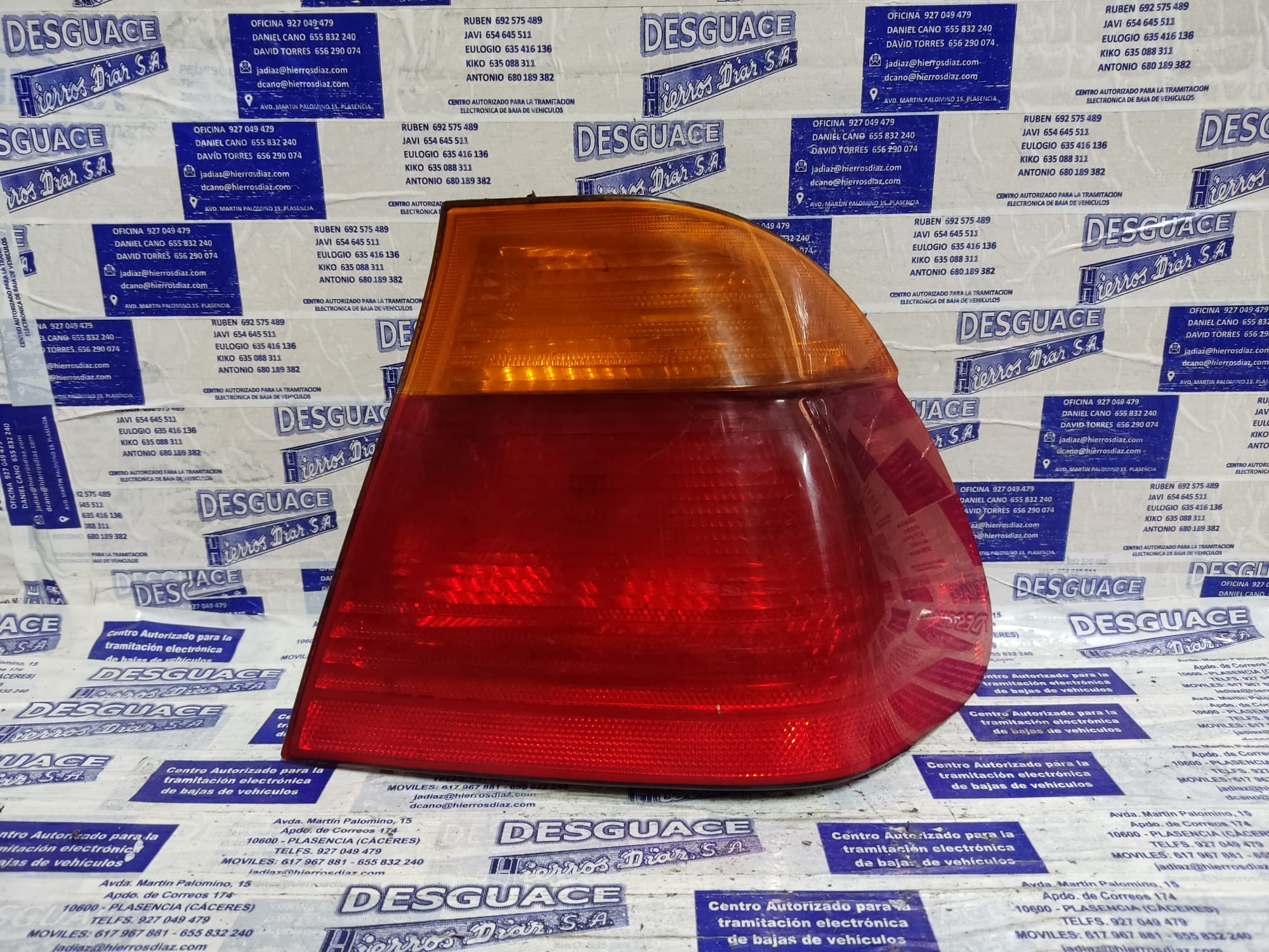 BMW 3 Series E46 (1997-2006) Rear Right Taillight Lamp ESTANTERÍA4 24891400