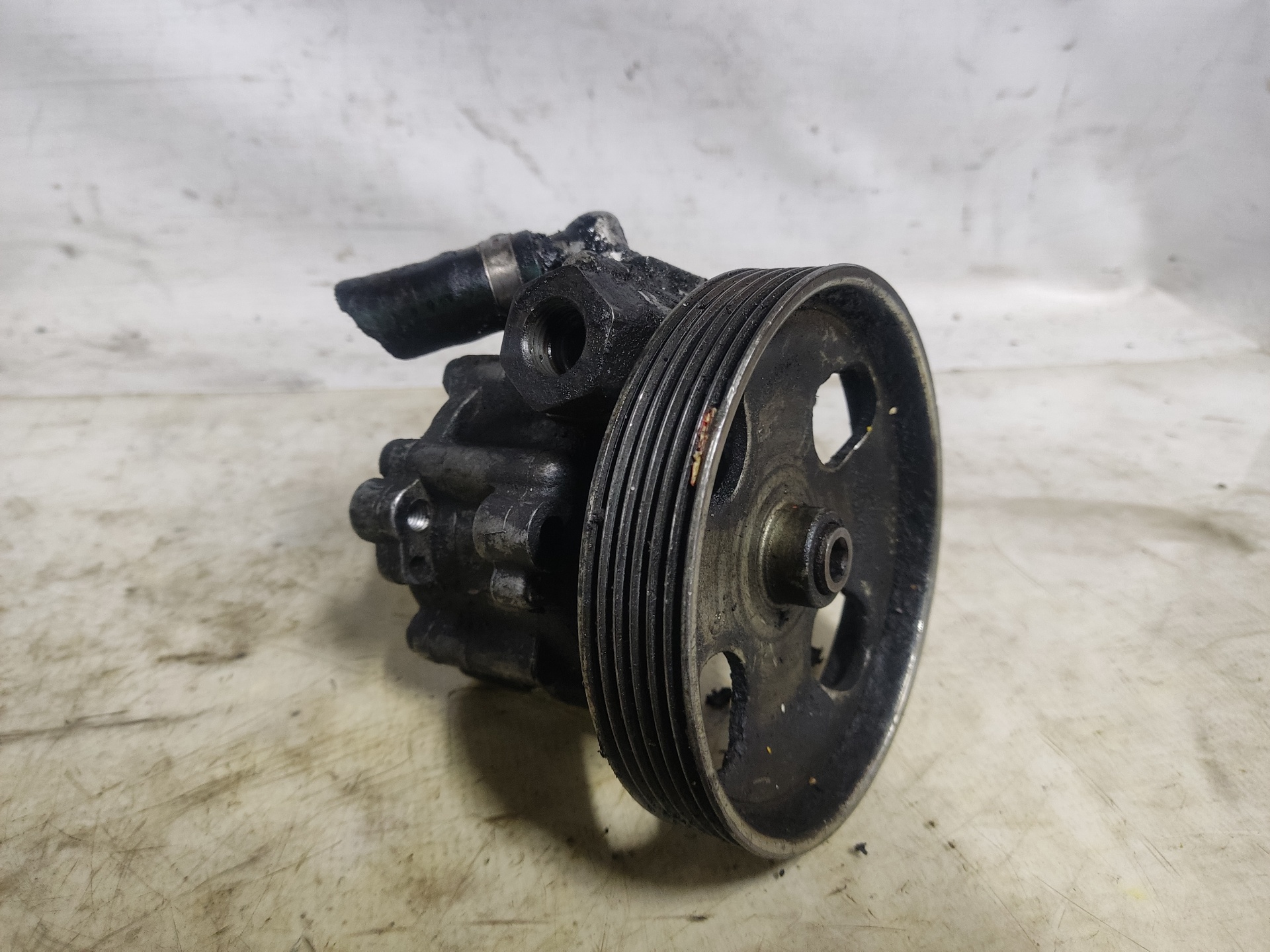 PEUGEOT 406 1 generation (1995-2004) Power Steering Pump 9640830580 24899994