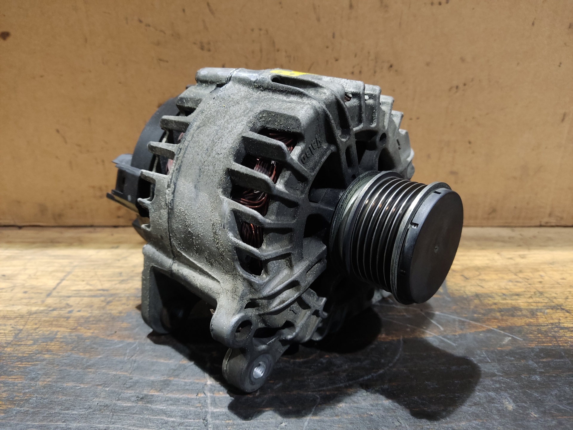 CHEVROLET Passat B6 (2005-2010) Alternator 03L903023E 24902285