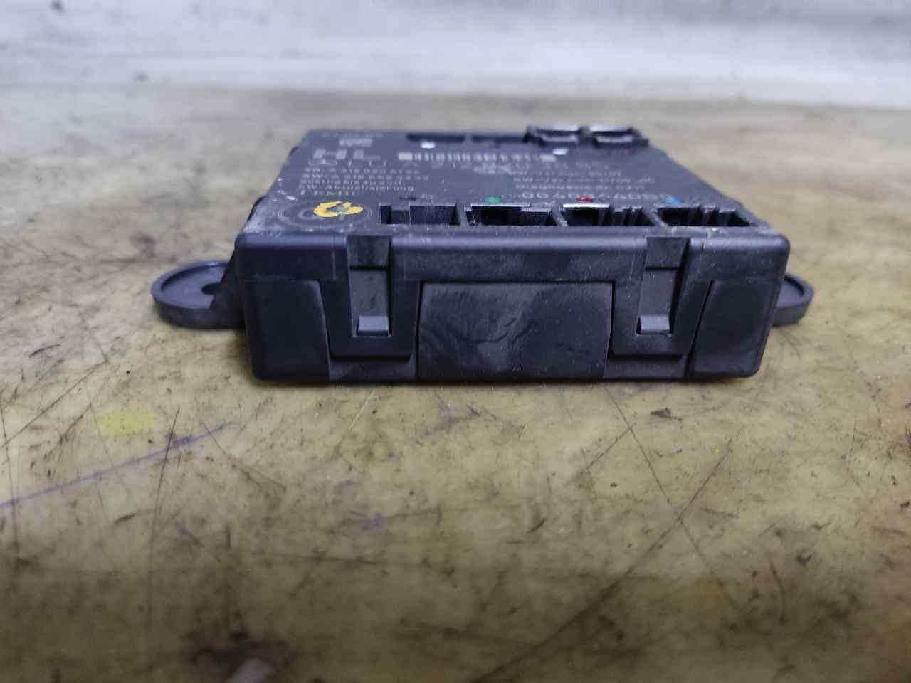 MERCEDES-BENZ E-Class W212/S212/C207/A207 (2009-2016) Comfort Control Unit A2128203885 24902976