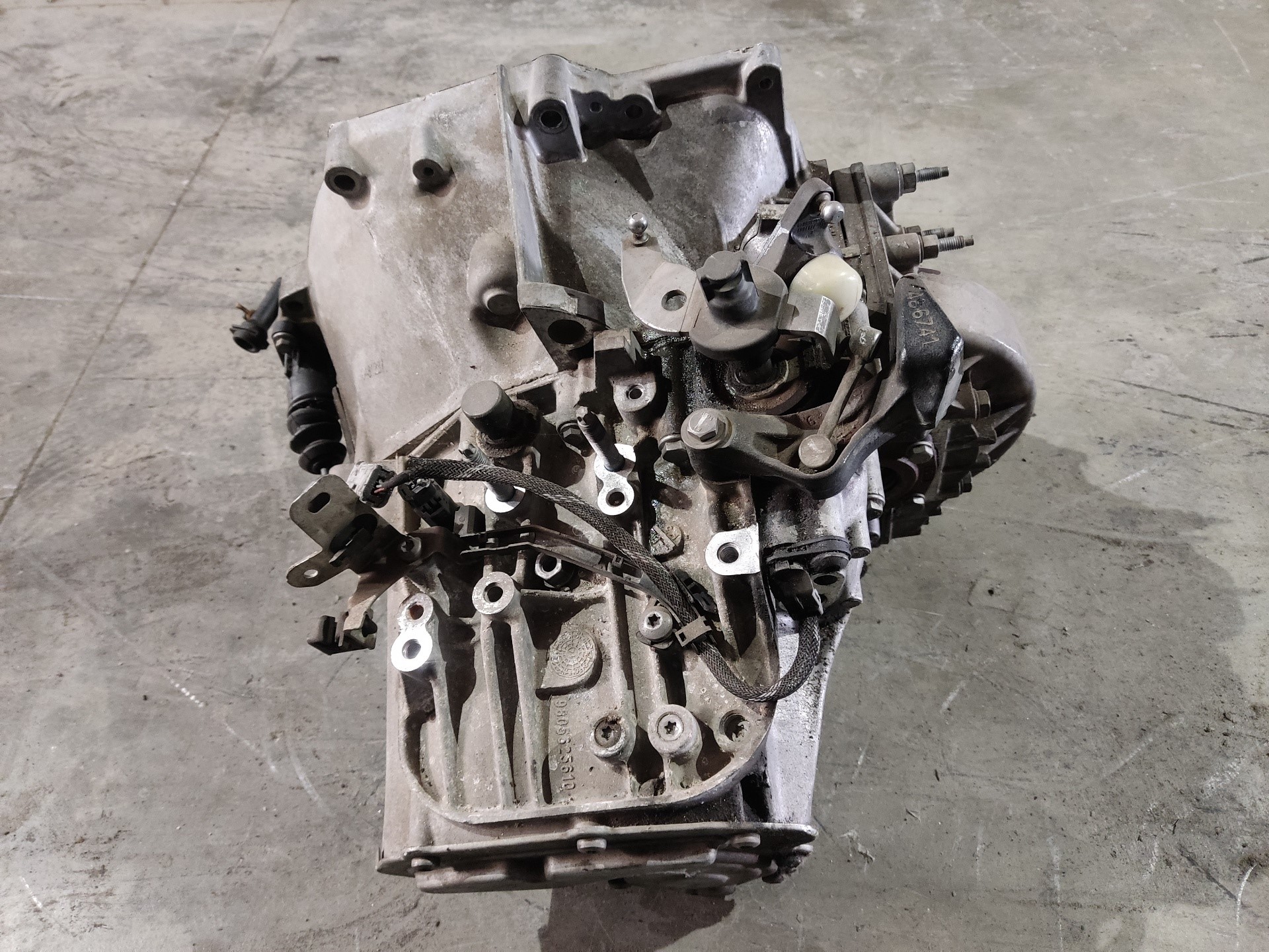 CITROËN C4 Picasso 2 generation (2013-2018) Gearbox 20MB32 23718481