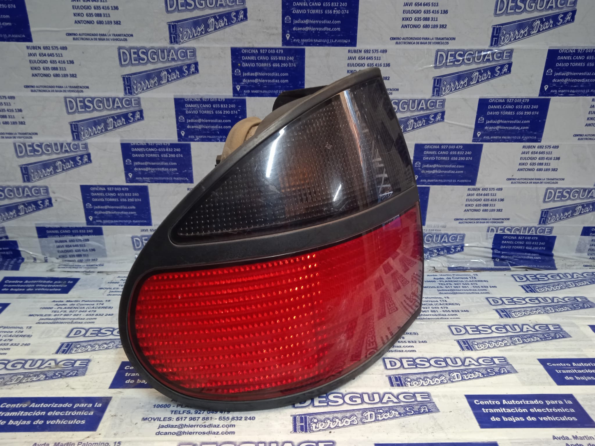 RENAULT Laguna 1 generation (1993-2001) Rear Left Taillight ESTANTERÍA21 24887824