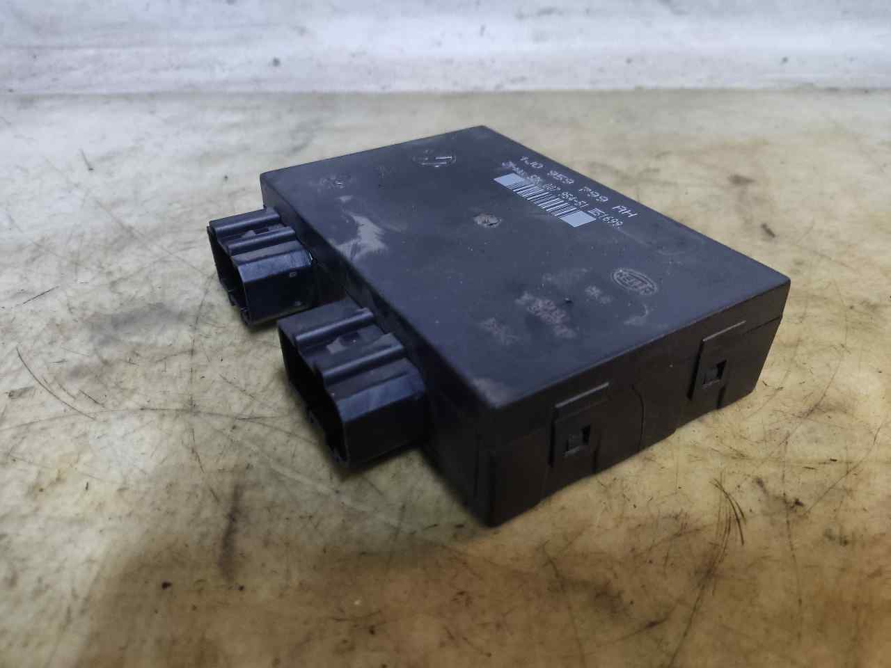 SEAT Toledo 2 generation (1999-2006) Comfort Control Unit 1J0959799AH 24938224