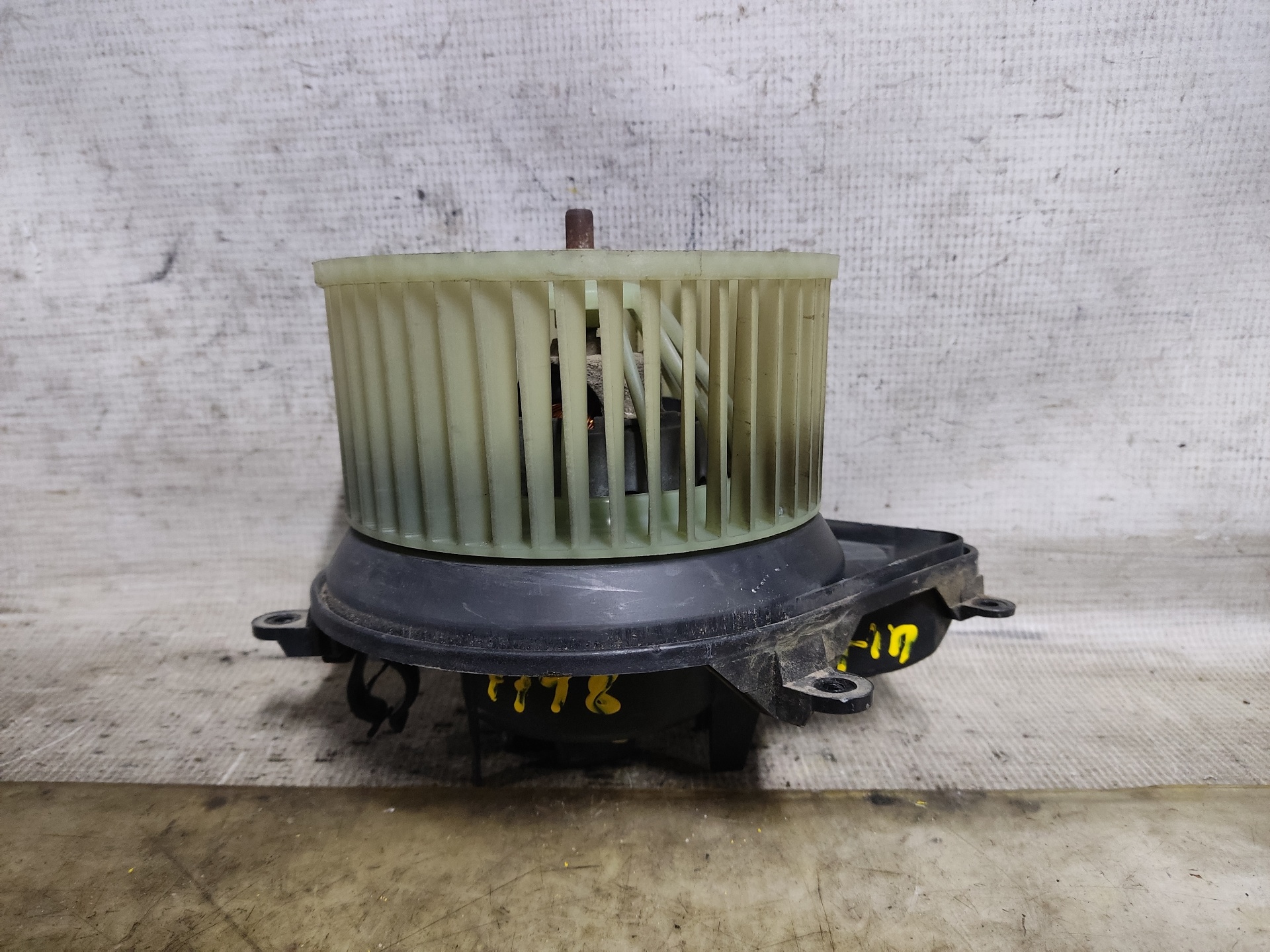 CITROËN Xsara 1 generation (1997-2004) Heater Blower Fan 210681233F 24870974