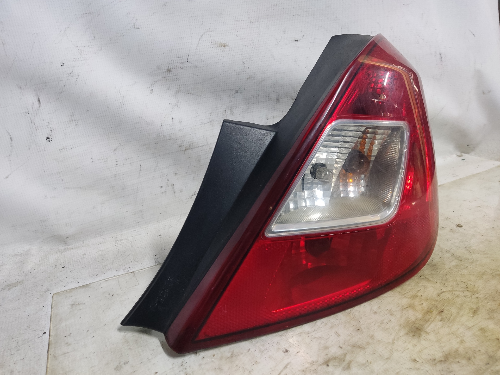 OPEL Corsa D (2006-2020) Rear Right Taillight Lamp ESTANTERÍA3 24892897