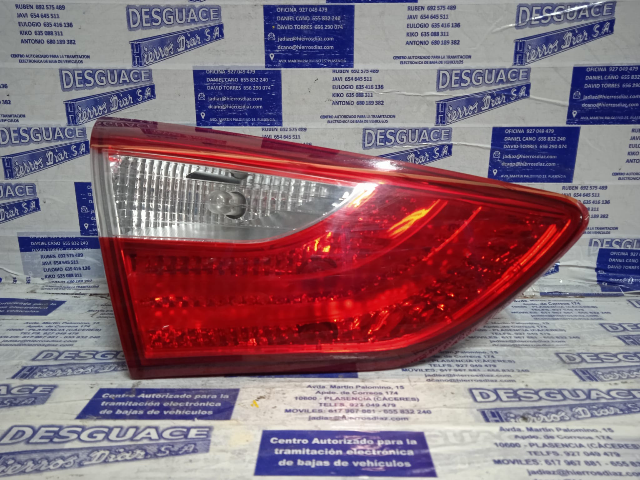 HYUNDAI i30 GD (2 generation) (2012-2017) Galinis kairys žibintas ESTANTERÍA33 24888297