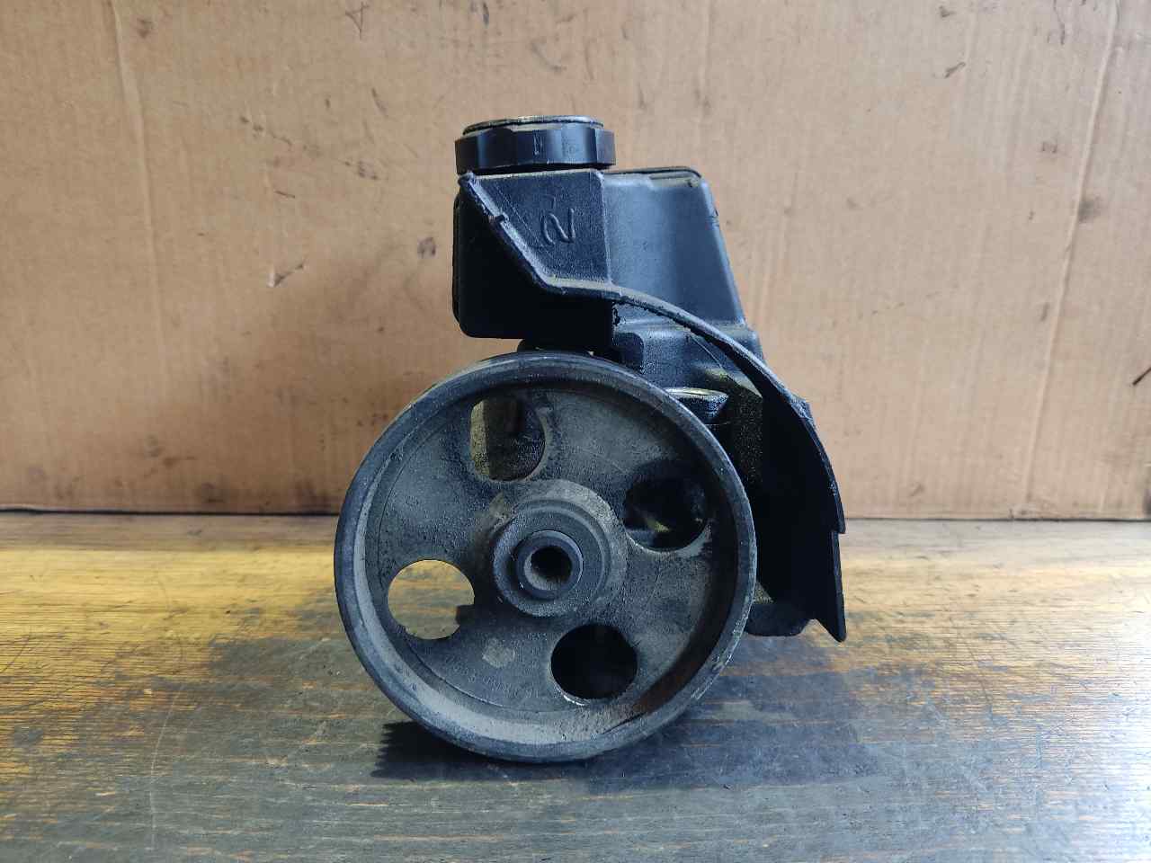 PEUGEOT 206 1 generation (1998-2009) Power Steering Pump 9638931980 24897632