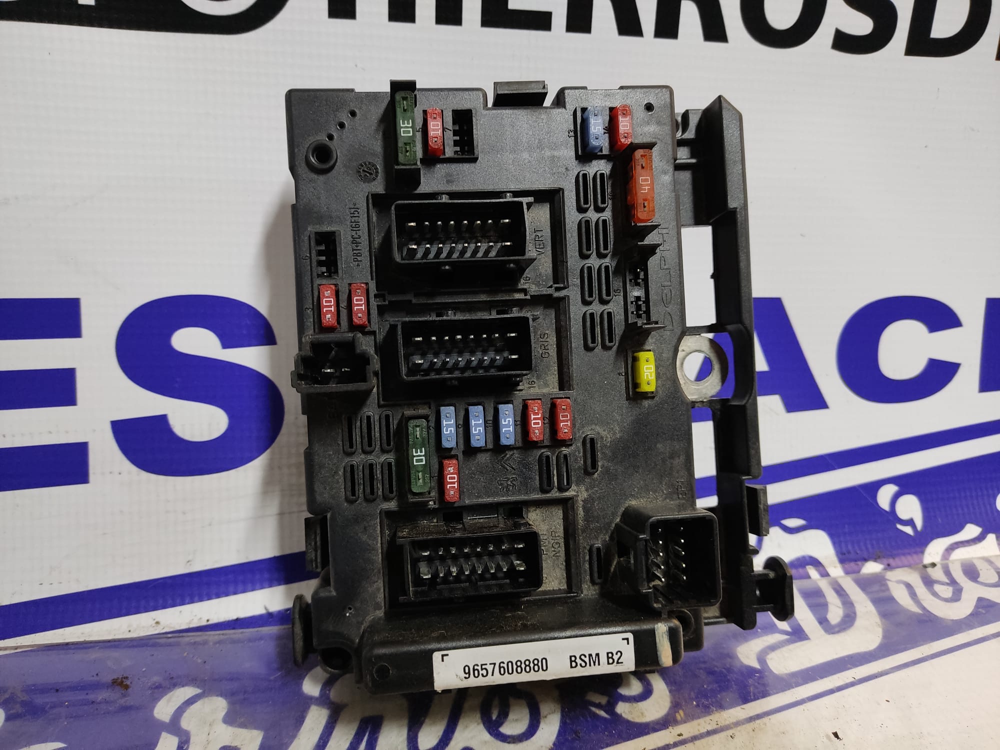 PEUGEOT Fuse Box 9657608880 24891779