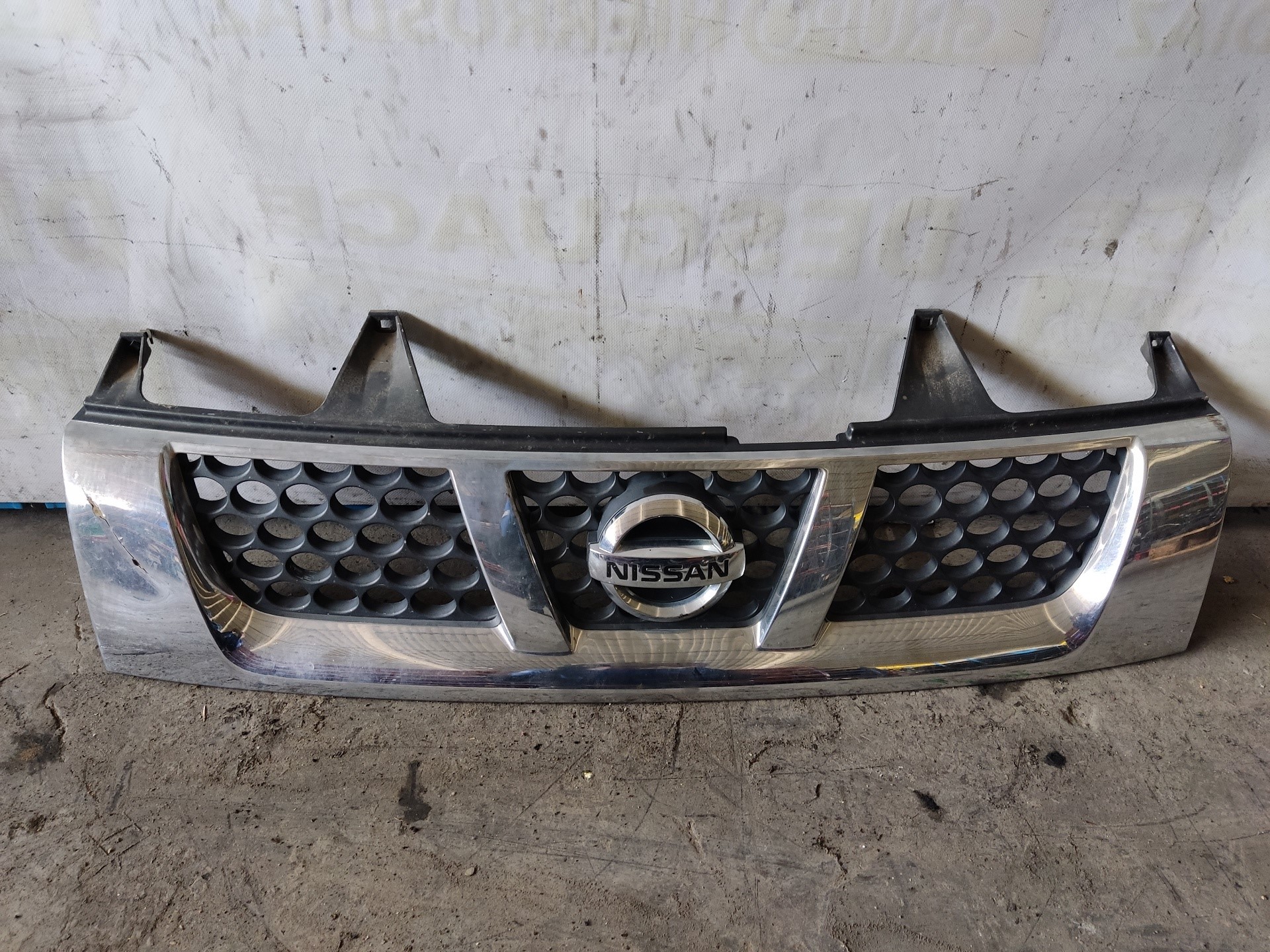 NISSAN NP300 1 generation (2008-2015) Radiator Grille ESTAN0 24898135