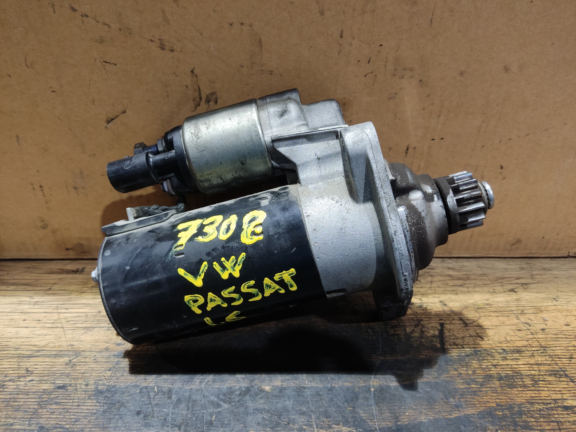 VOLKSWAGEN Passat B7 (2010-2015) Starter Motor 0001153007 24899108