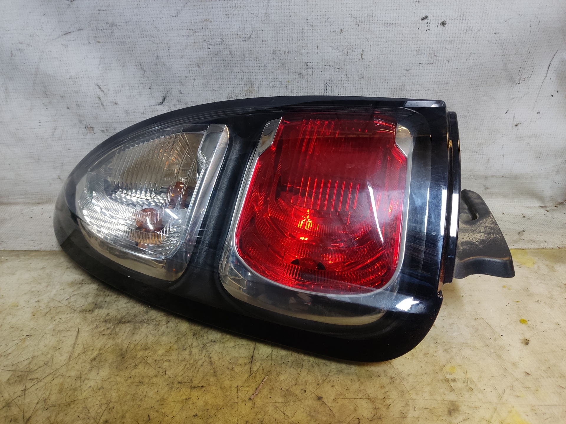 CITROËN C3 Picasso 1 generation (2008-2016) Rear Left Taillight 9681727280 24901694