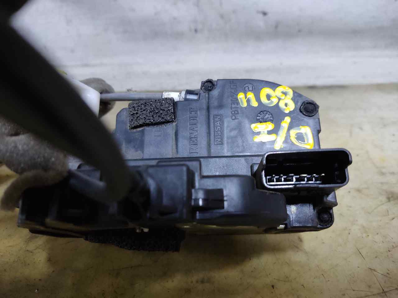 NISSAN Qashqai 1 generation (2007-2014) Front Left Door Lock 24902872