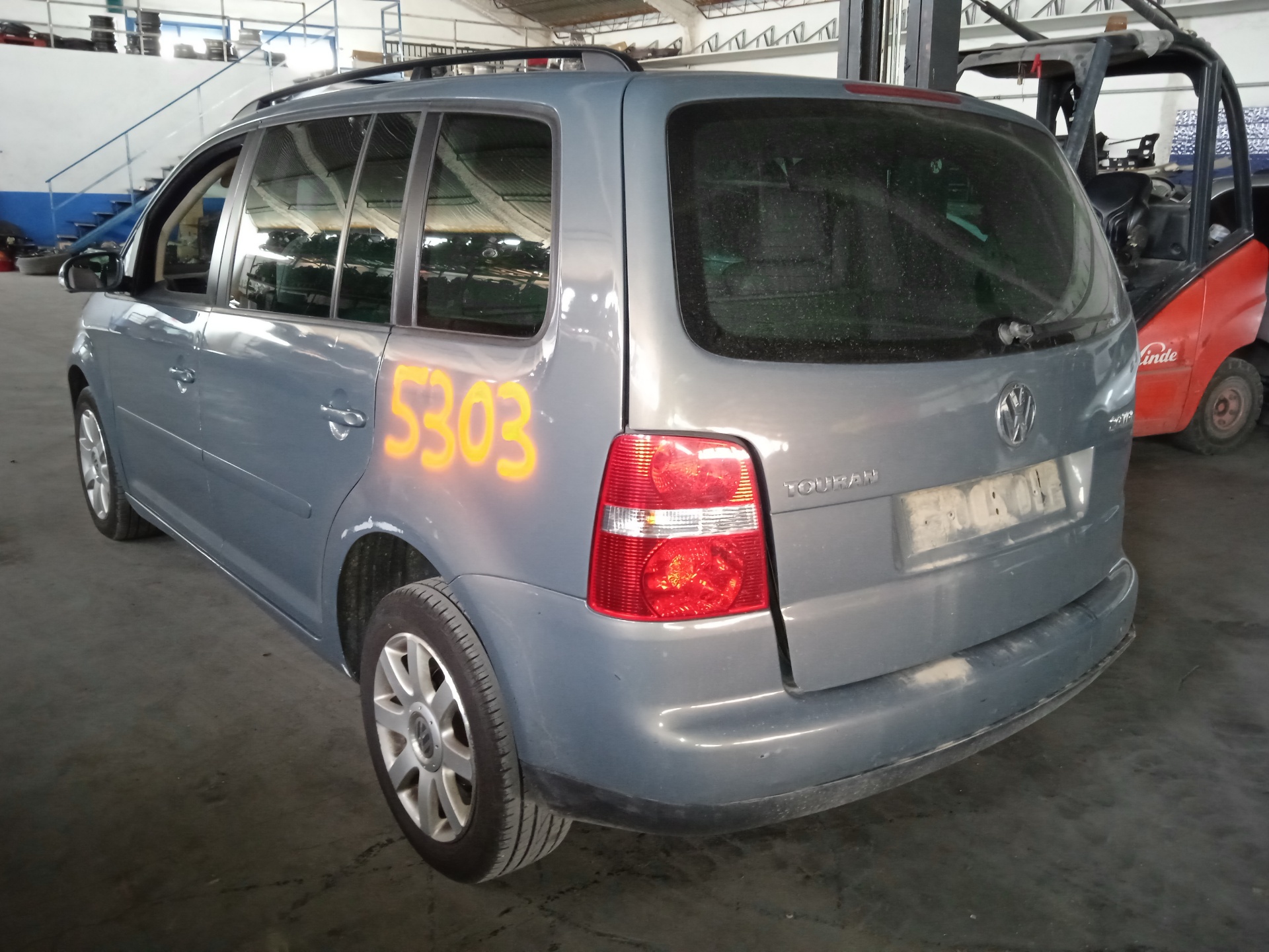 VOLKSWAGEN Touran 1 generation (2003-2015) Phare avant gauche ESTANTERÍA13 24888528