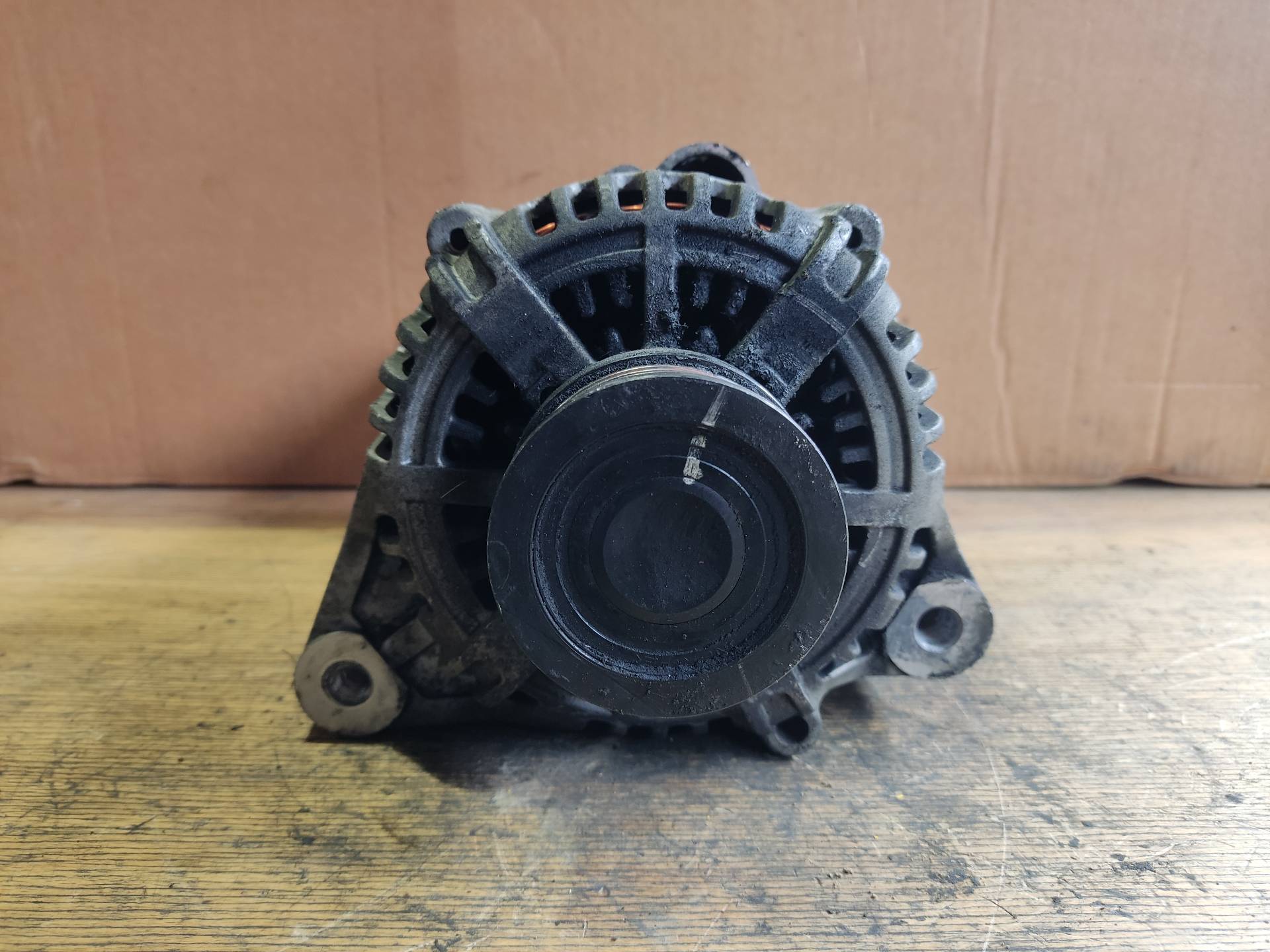 KIA Carens 2 generation (2002-2006) Alternator 3730027011 24894067