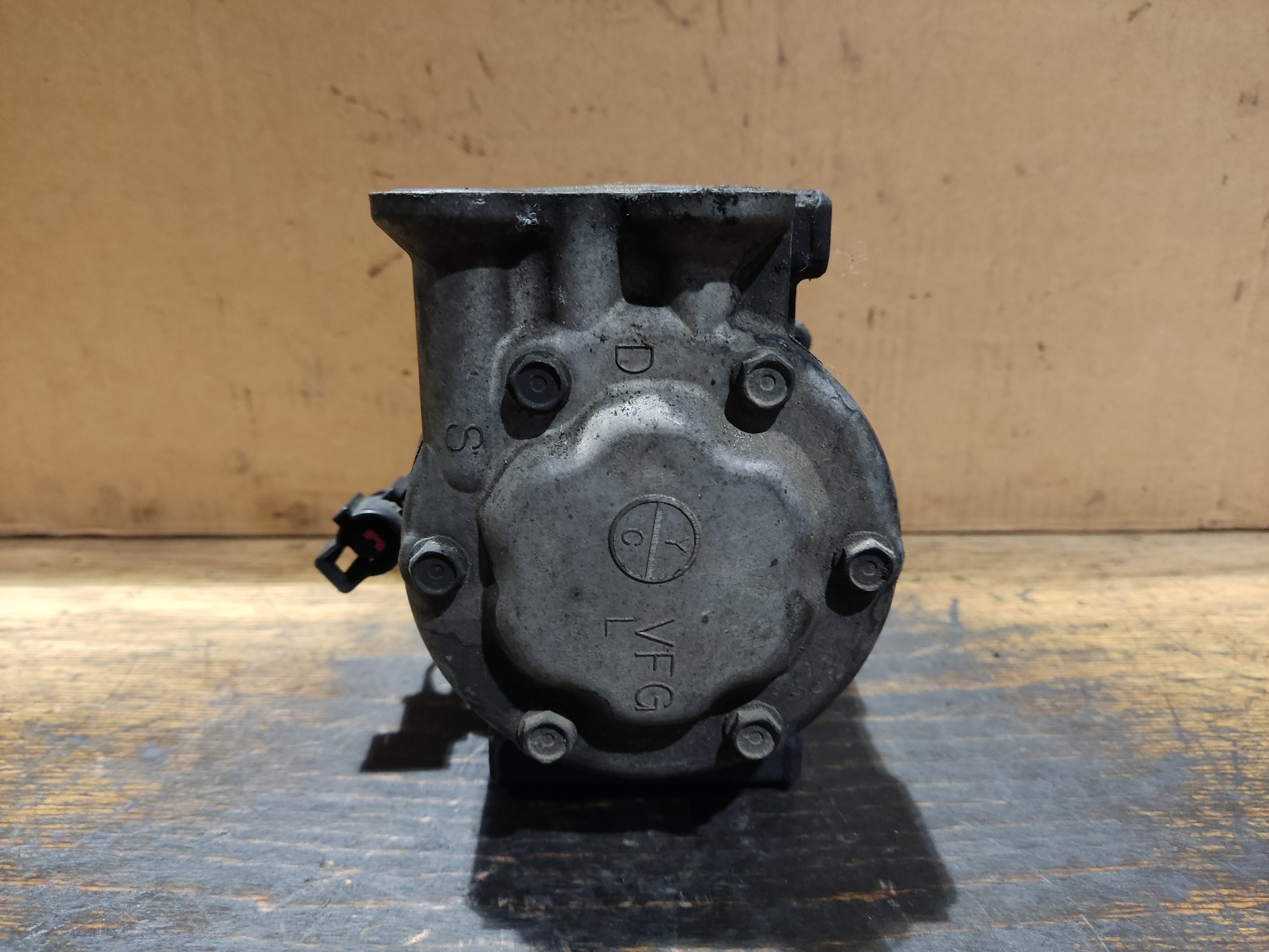 FORD Pompă de aer conditionat 1442F 24898982