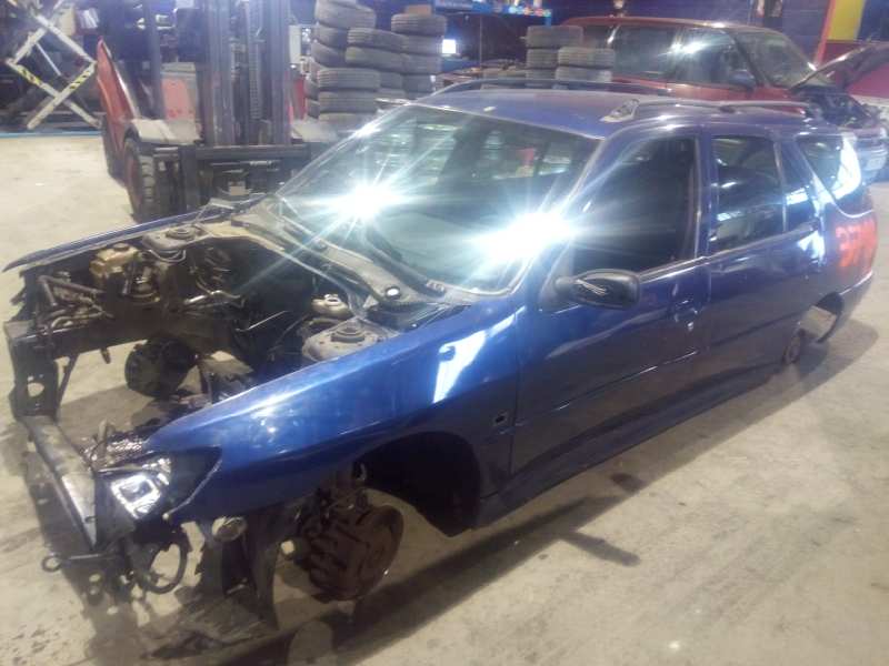 PEUGEOT 306 1 generation (1993-2002) Замок двери передний правый ESTANTERÍA46 24895415