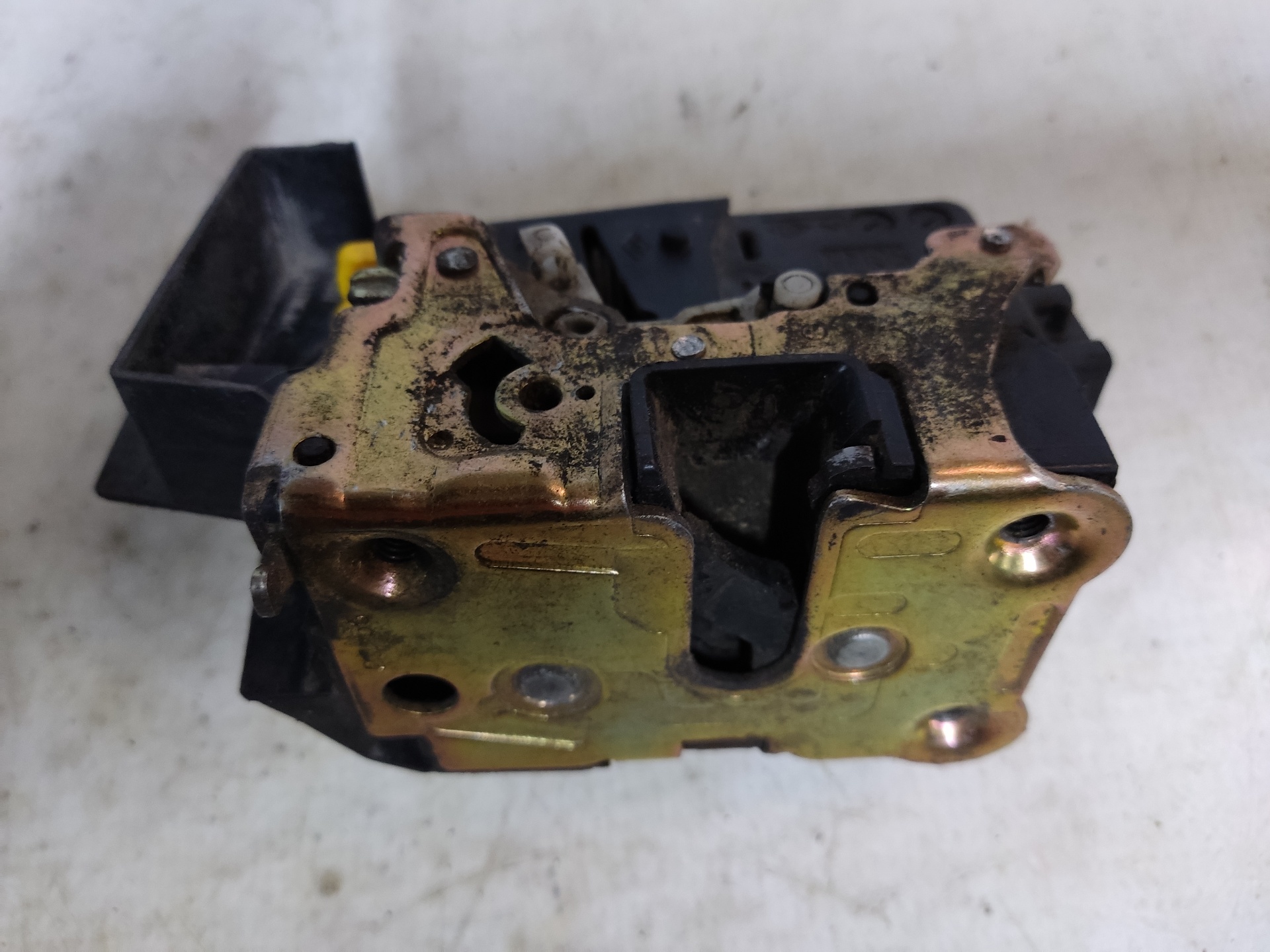 RENAULT Laguna 1 generation (1993-2001) Rear Left Door Lock ESTANTERÍA54 24894501