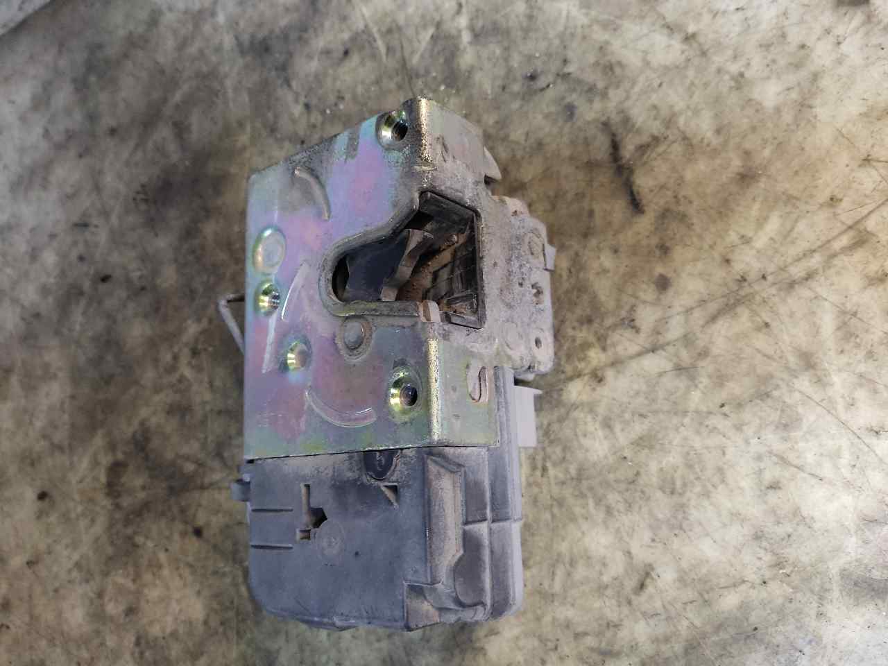 SUZUKI 306 1 generation (1993-2002) Front Right Door Lock 24900727