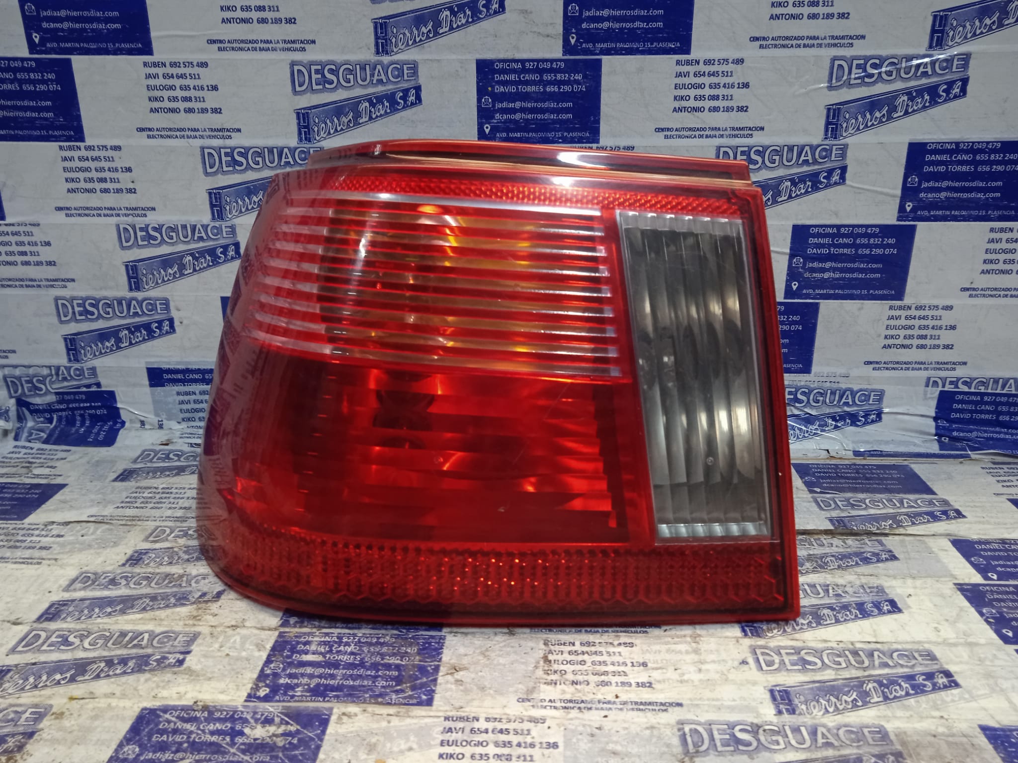 SEAT Ibiza 2 generation (1993-2002) Rear Left Taillight ESTANTERÍA11 24889528