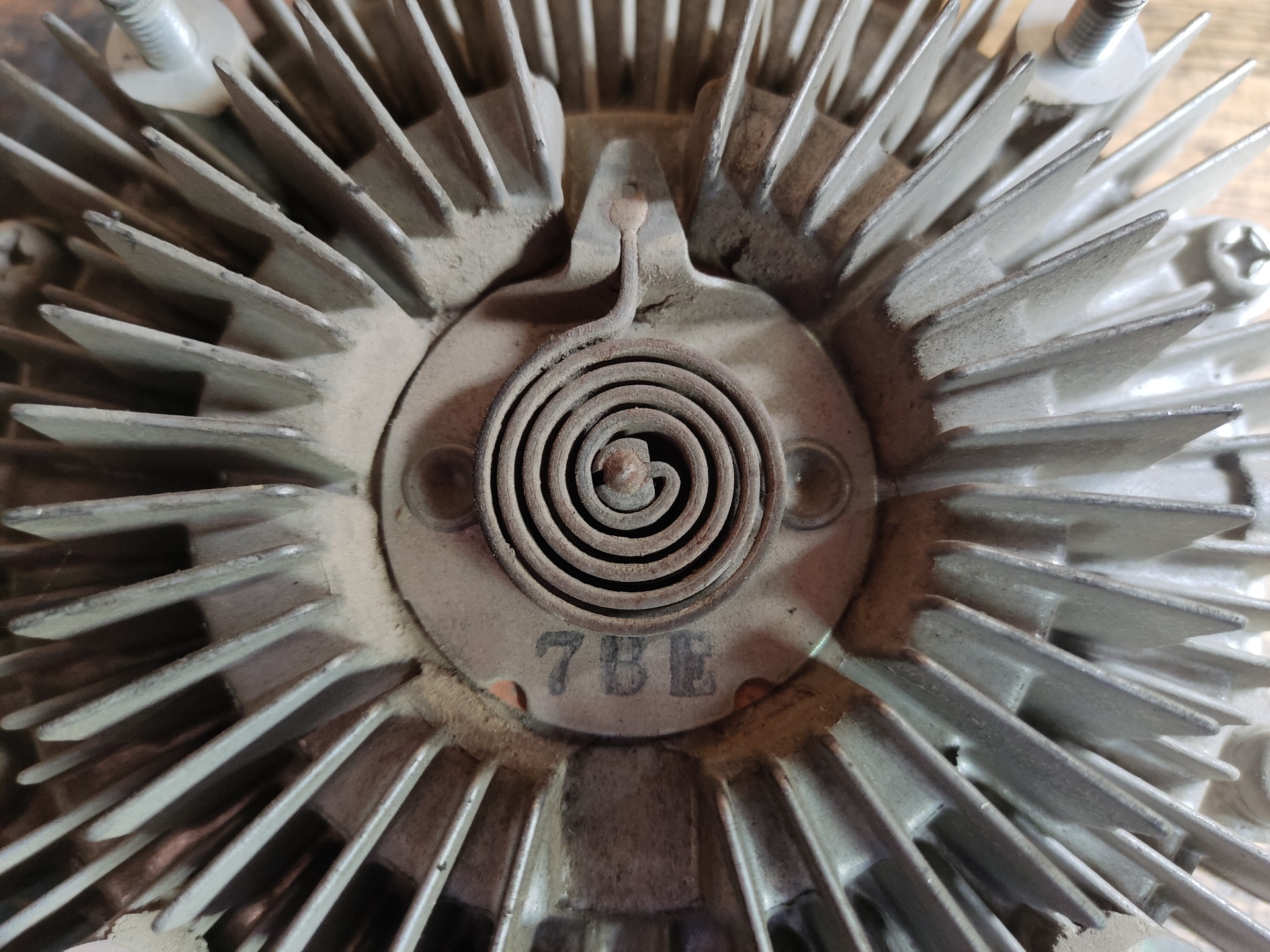 NISSAN Engine Cooling Fan Radiator ESTANTERÍA106 24894894