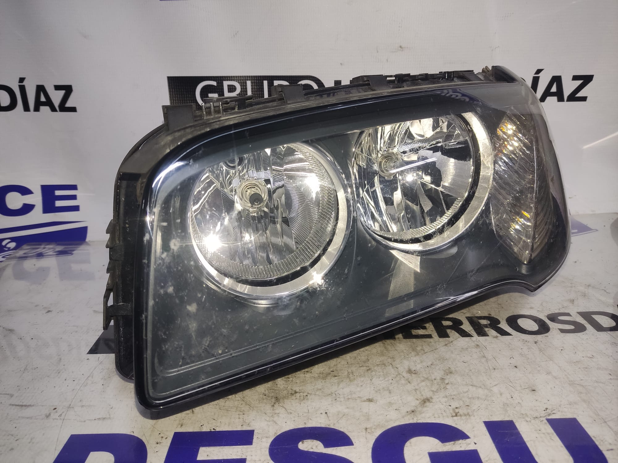 BMW X3 E83 (2003-2010) Front Left Headlight ESTANTERÍA5 24892547