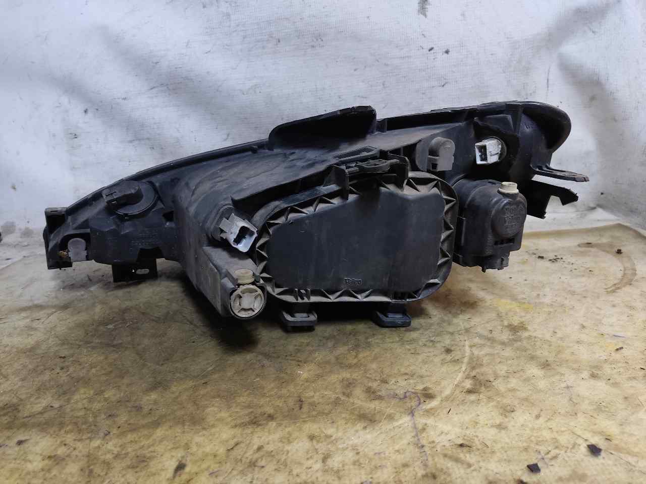 VAUXHALL Front Right Headlight 9628666780 25652441