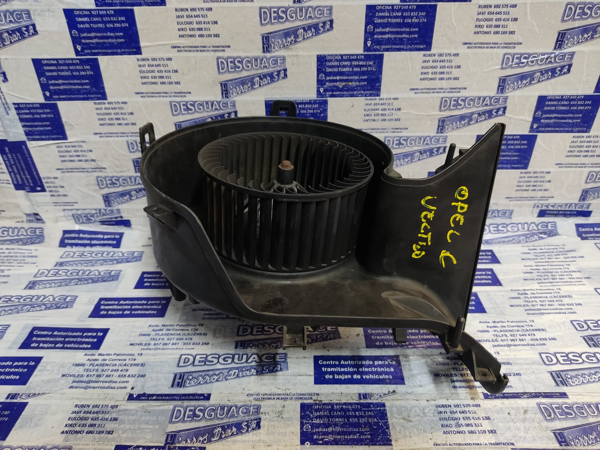 OPEL Sildītāja ventilators 007013E 24891577