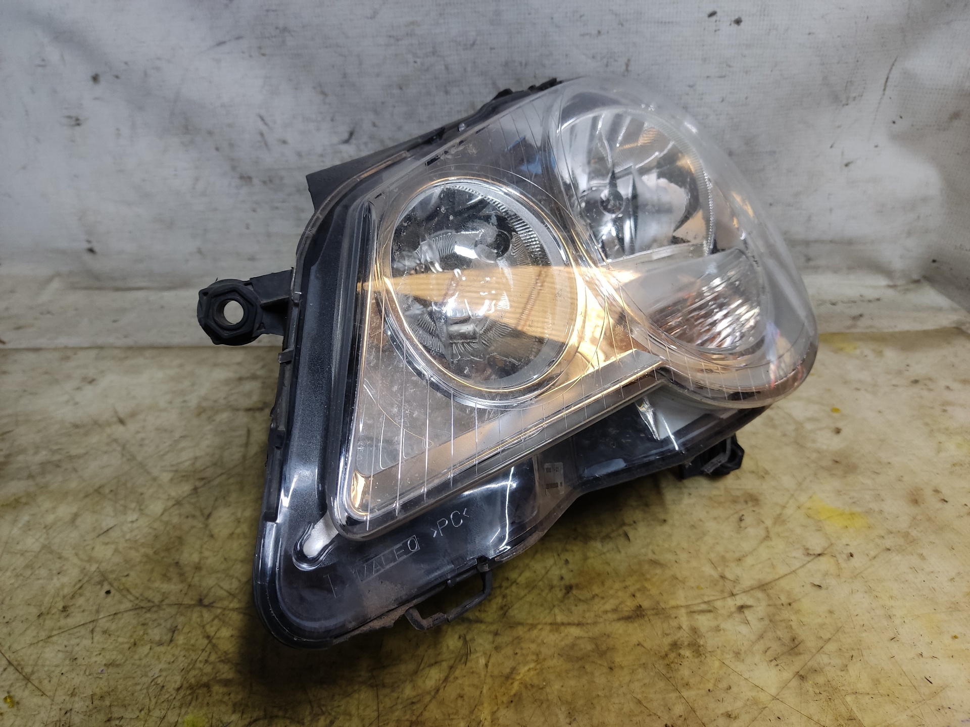 VOLKSWAGEN Polo 4 generation (2001-2009) Fram vänster strålkastare 04301223KA 24901793