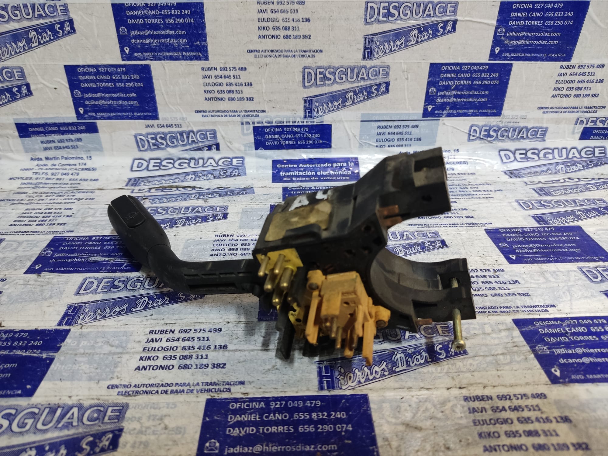 AUDI A4 B5/8D (1994-2001) Indicator Wiper Stalk Switch ESTANTERÍA74 24891352