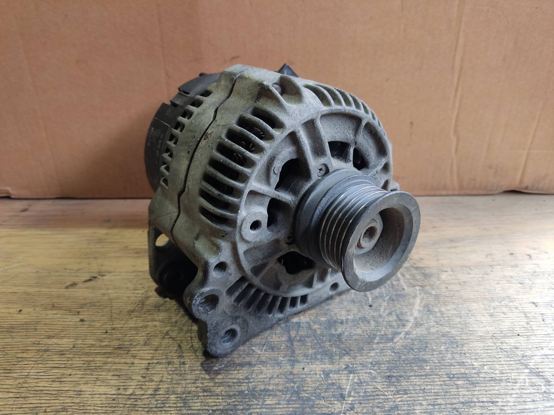 VOLKSWAGEN Golf 3 generation (1991-1998) Alternator 028903025Q 24891976